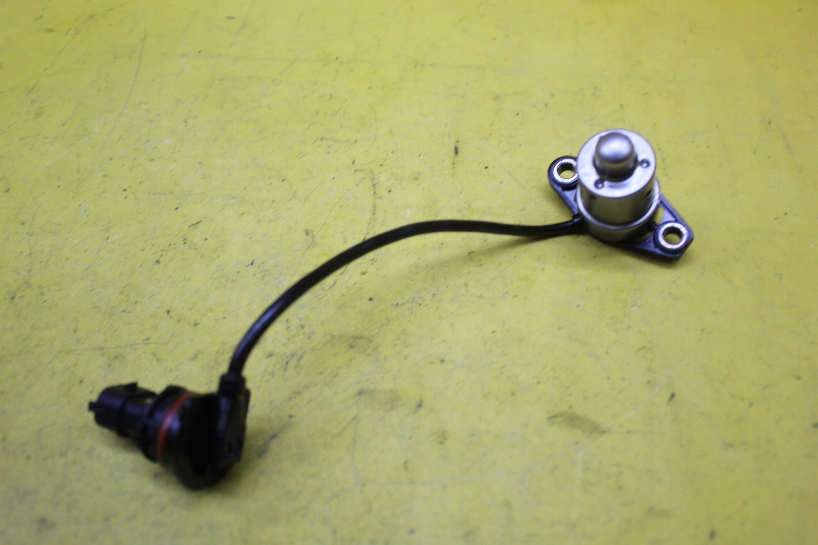 CZUJNIK POZIOMU OLEJU SAAB 95 2.0 CDTI 55575097