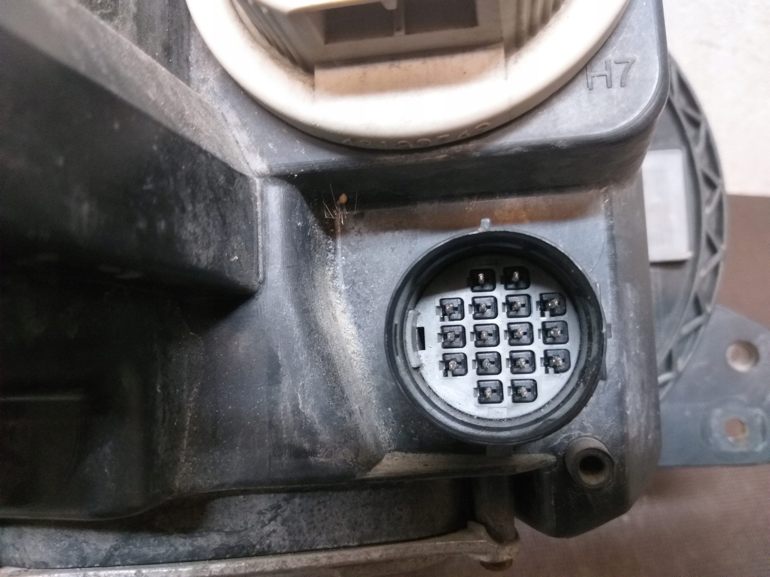 light front left RANGE ROVER VOQUE L322 XENON LIFT
