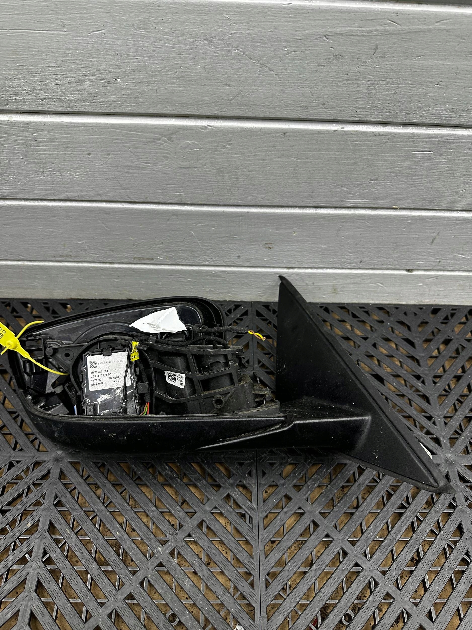 mirror electrics coupe front side right BMW 4 G22 G23 G24 G26 5A21098