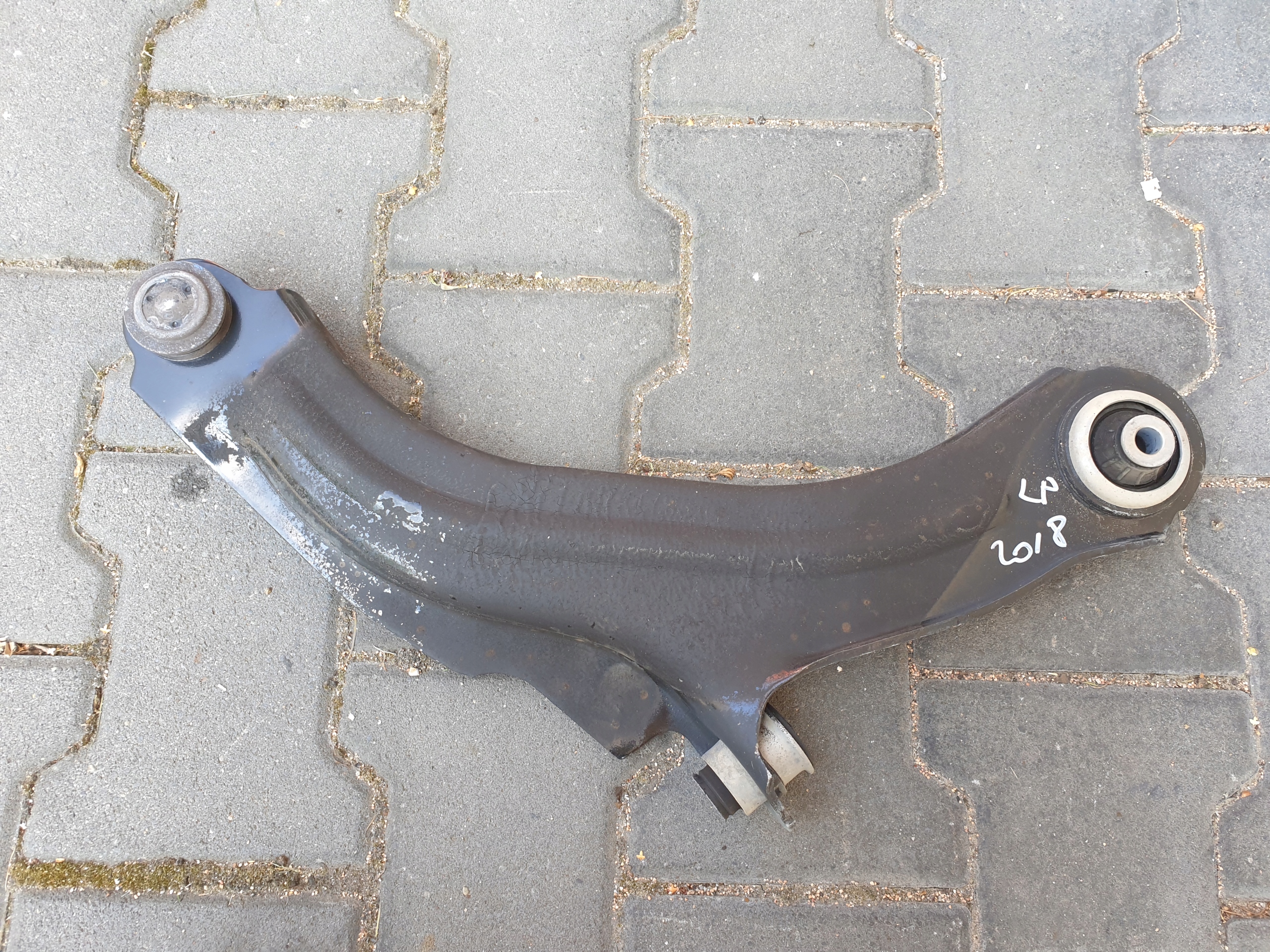 Querlenker vorne links RENAULT CLIO 4 IV 2014