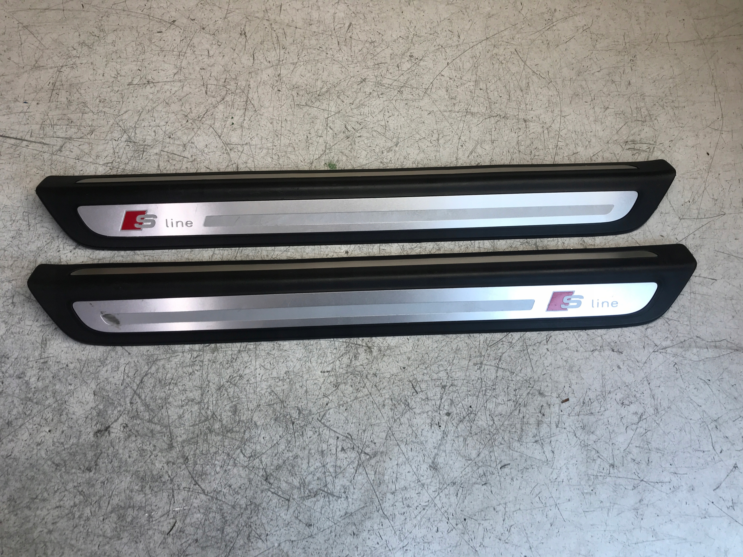 cap of the threshold right left front AUDI Q5 S-LINE