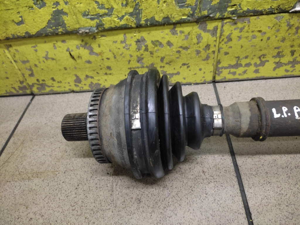 AUDI A4 B6 1.9 TDI semi-axis left front