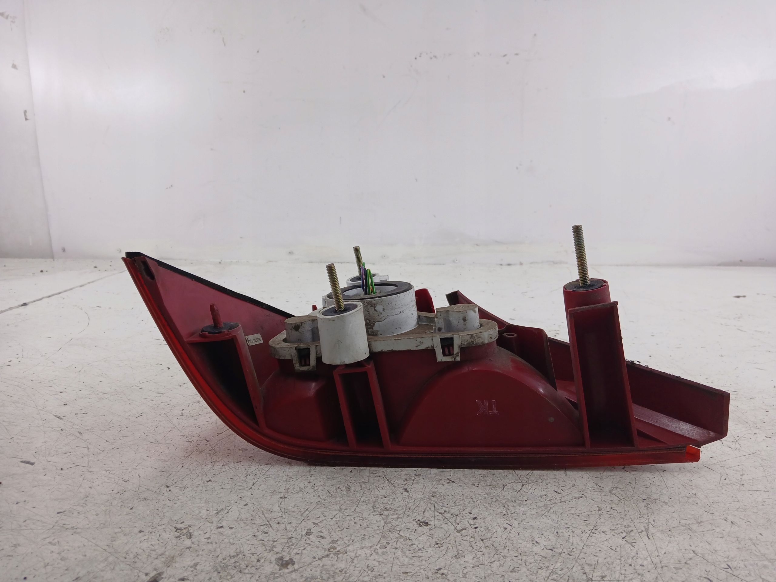 FORD FOCUS MK1 sedan light right rear part