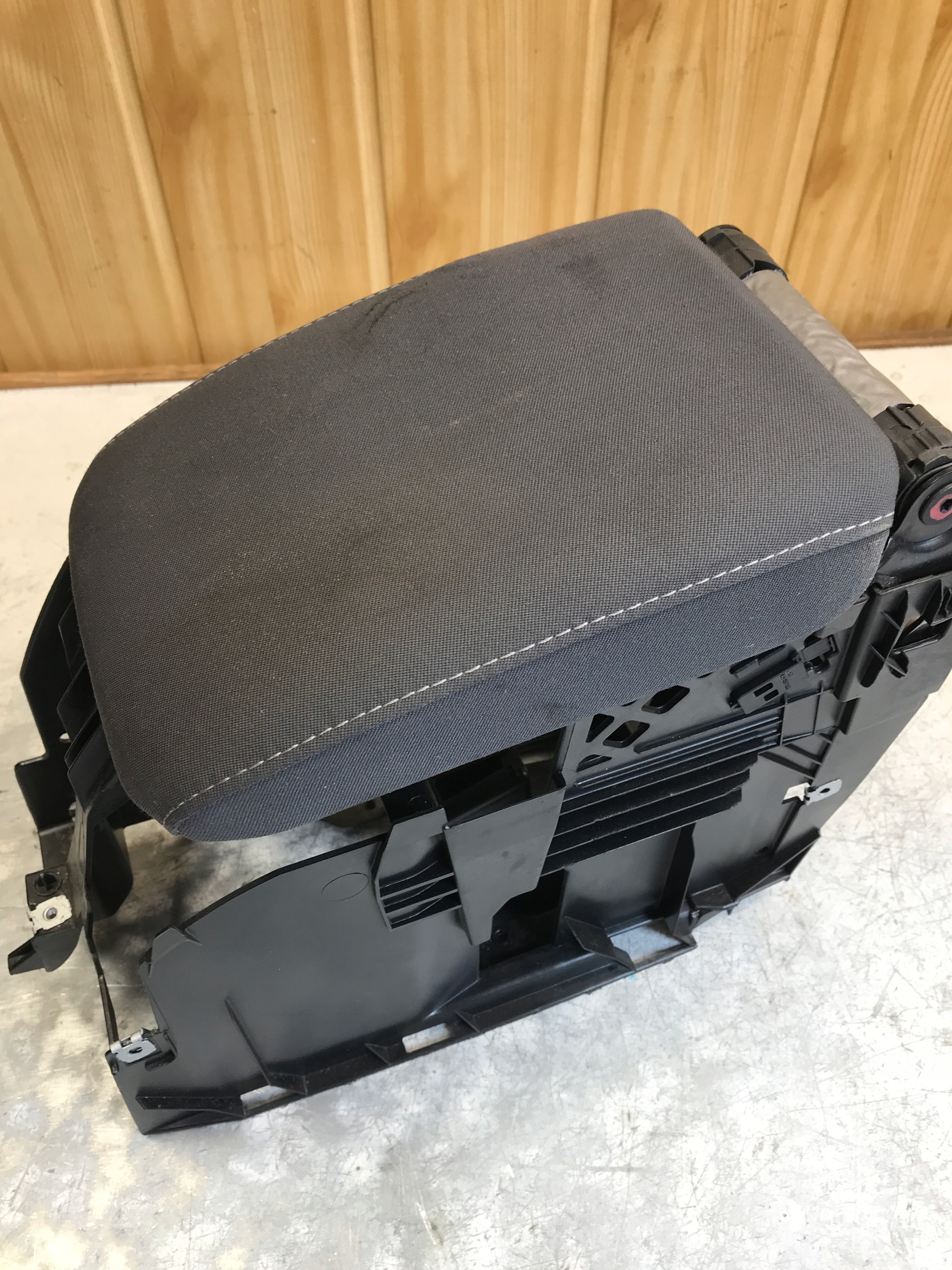bracciolo VW GOLV VI 1K5864251C