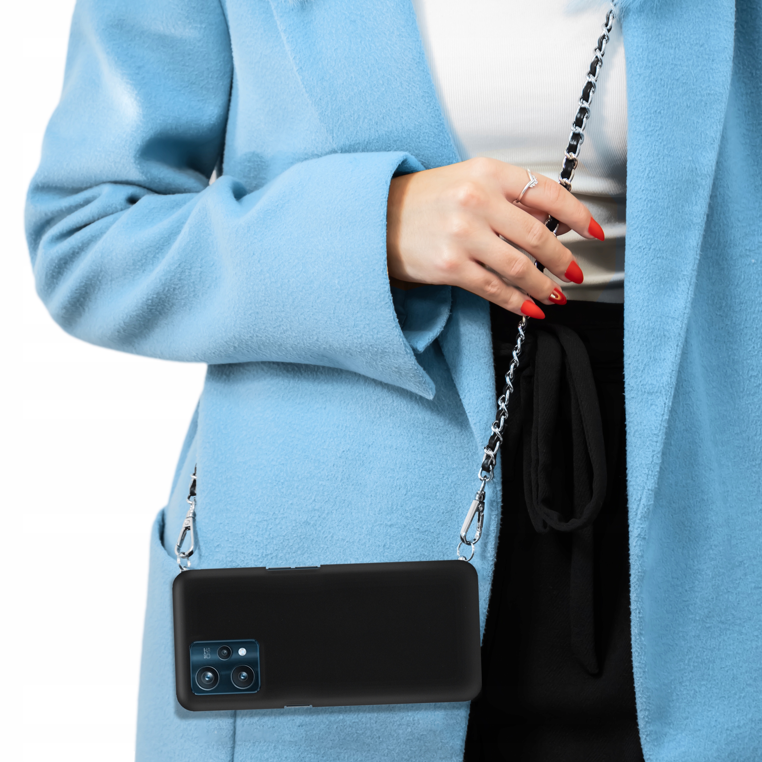 Puzdro pre Realme 9 Pro Plus Black Mat Dlhý strieborný reťazec Koža Čierna