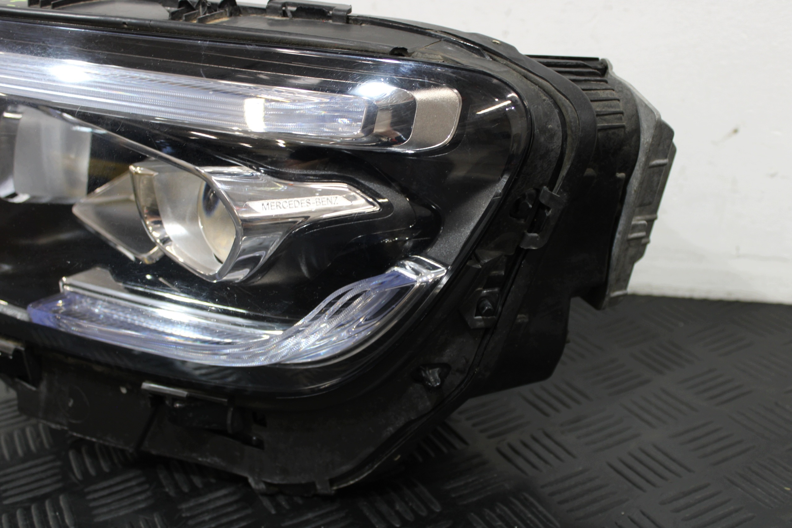 lights light front front LED A2479063100 A2479062005 MERCEDES GLB X247