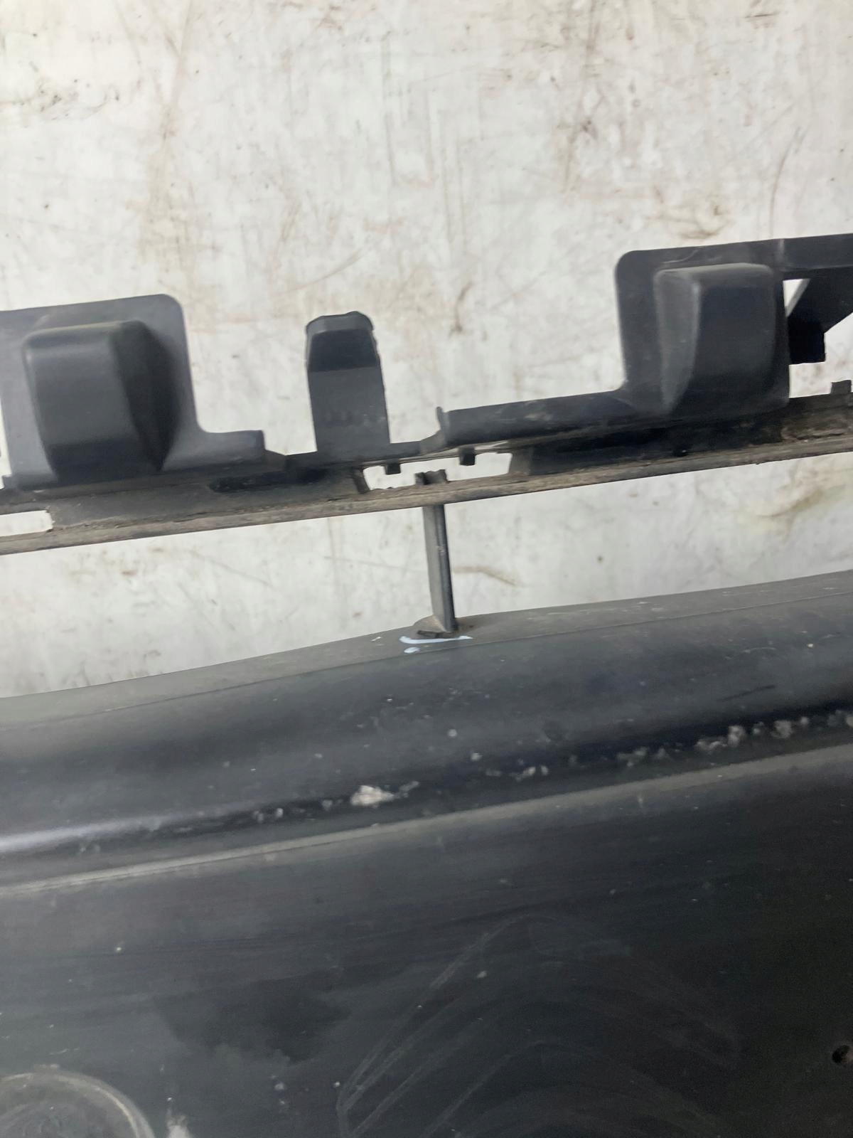 Lüftungsgitter mitte untere der Stoßstange CHROM CITROEN C4 PICASSO II AA36216279