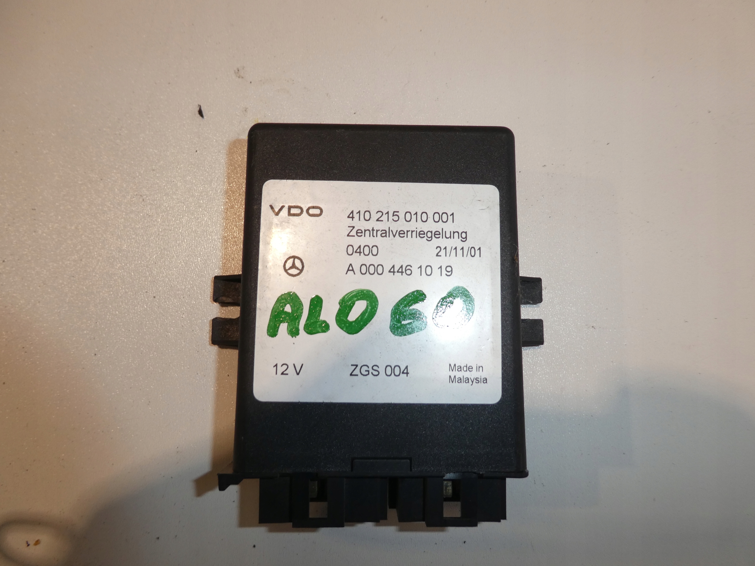 MERCEDES W906 MODULE DE LA SERRURE CENTRAL 0004461019