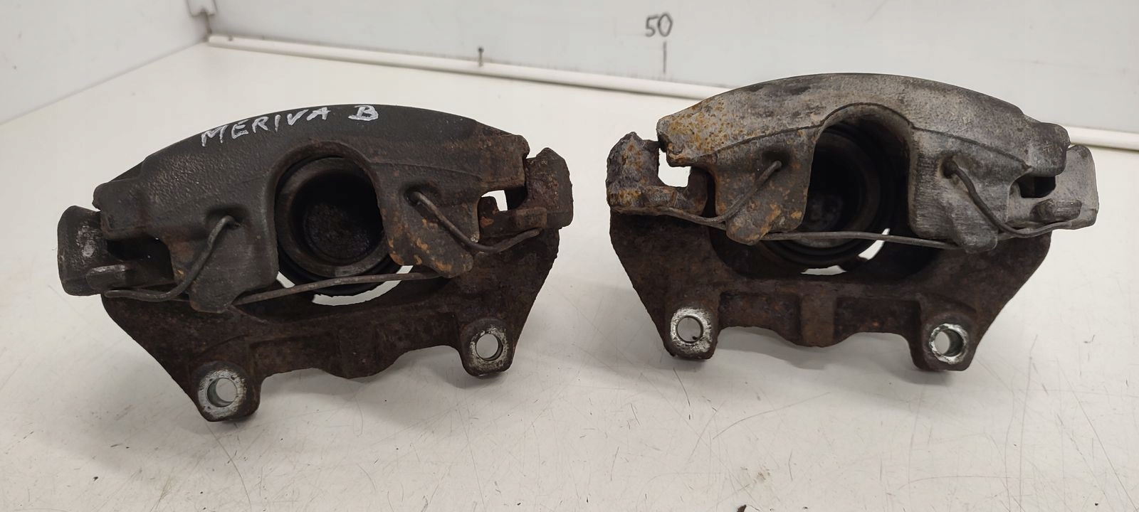 caliper front front right left Opel Meriva B 1,4 16V