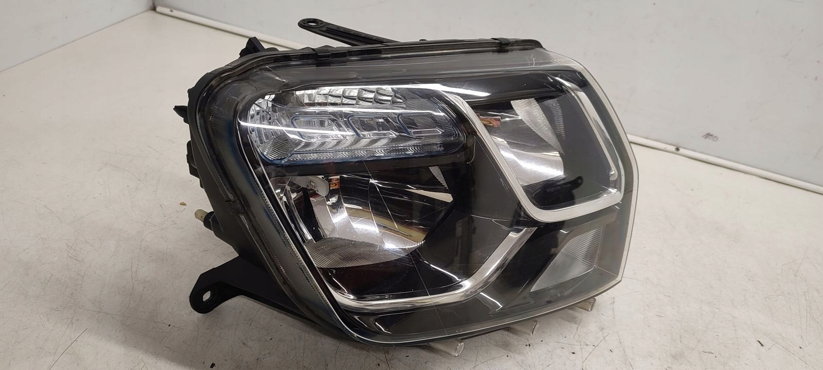 light front front right Dacia Duster 1,2 TCE
