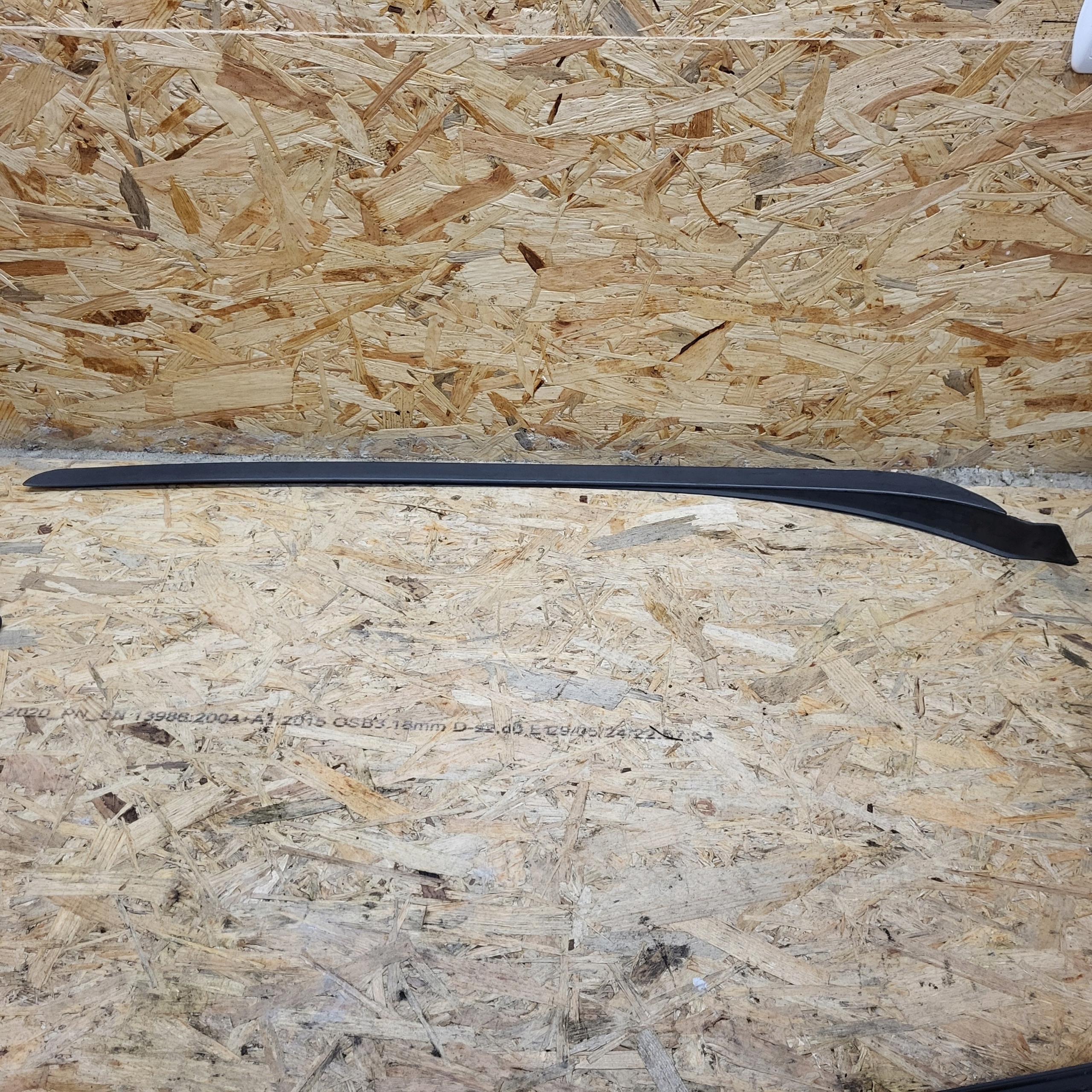 FORD B-MAX 12-19R moulding windows CZOLOWEJ left left front