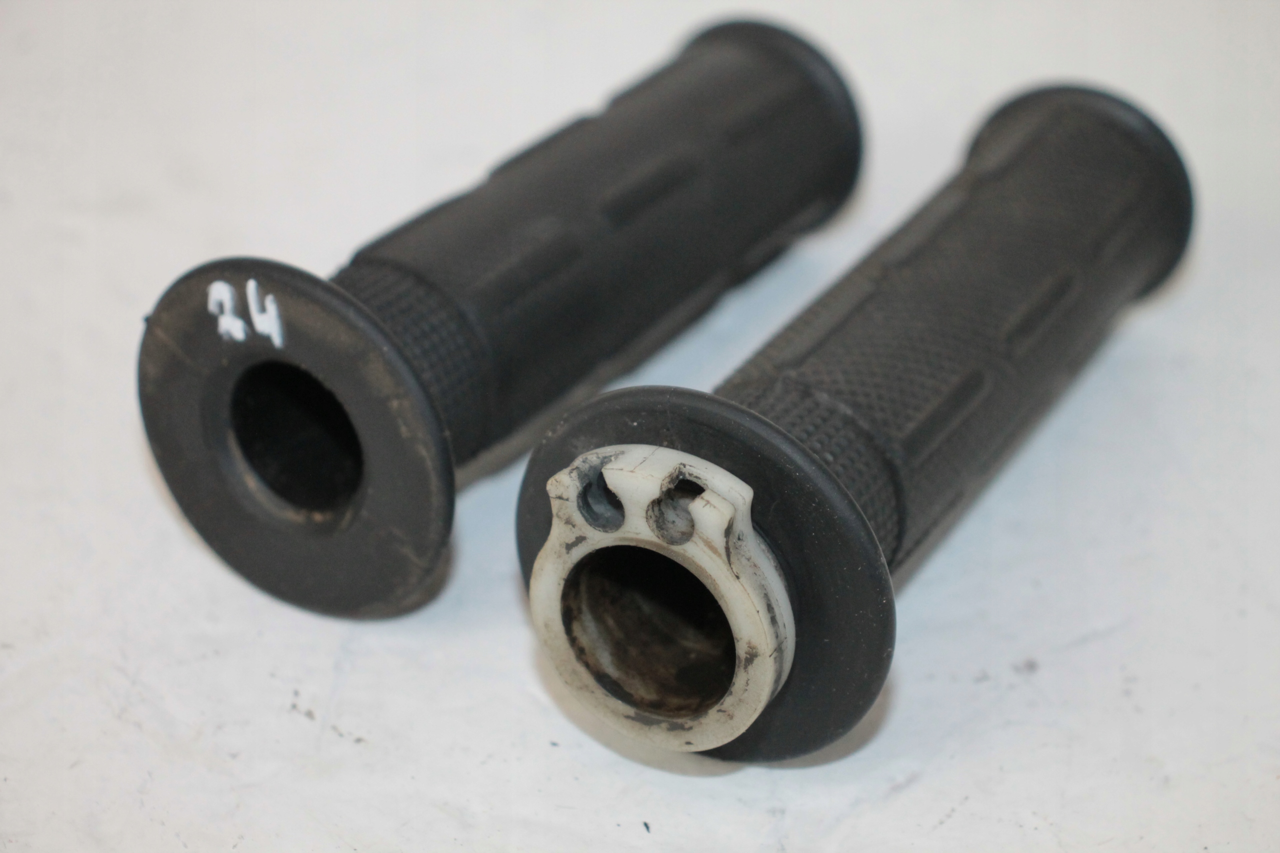 KAWASAKI KLE 500 91+ MANETKI