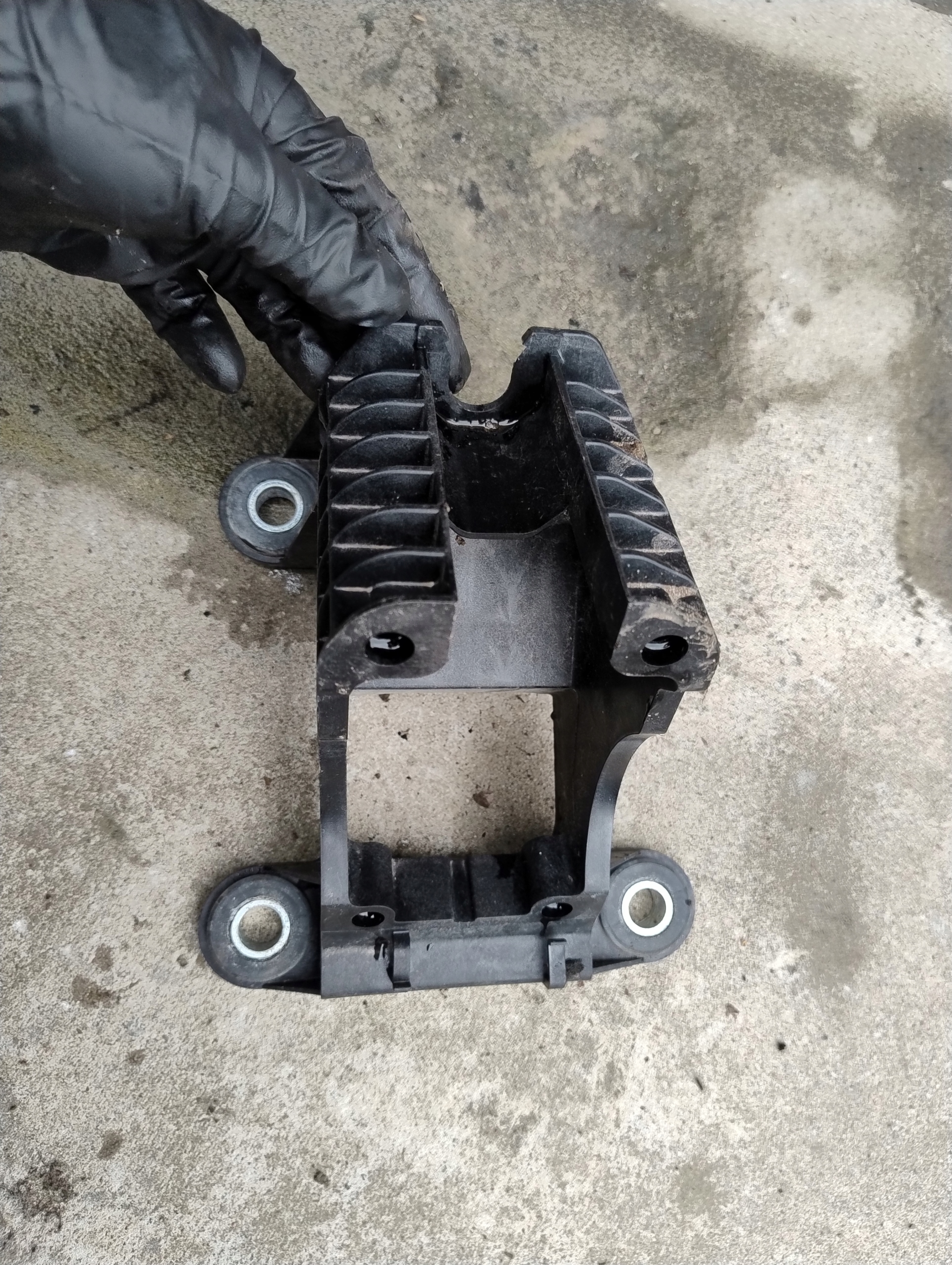 držač šaltebla Volkswagen Transporter T5 100049726