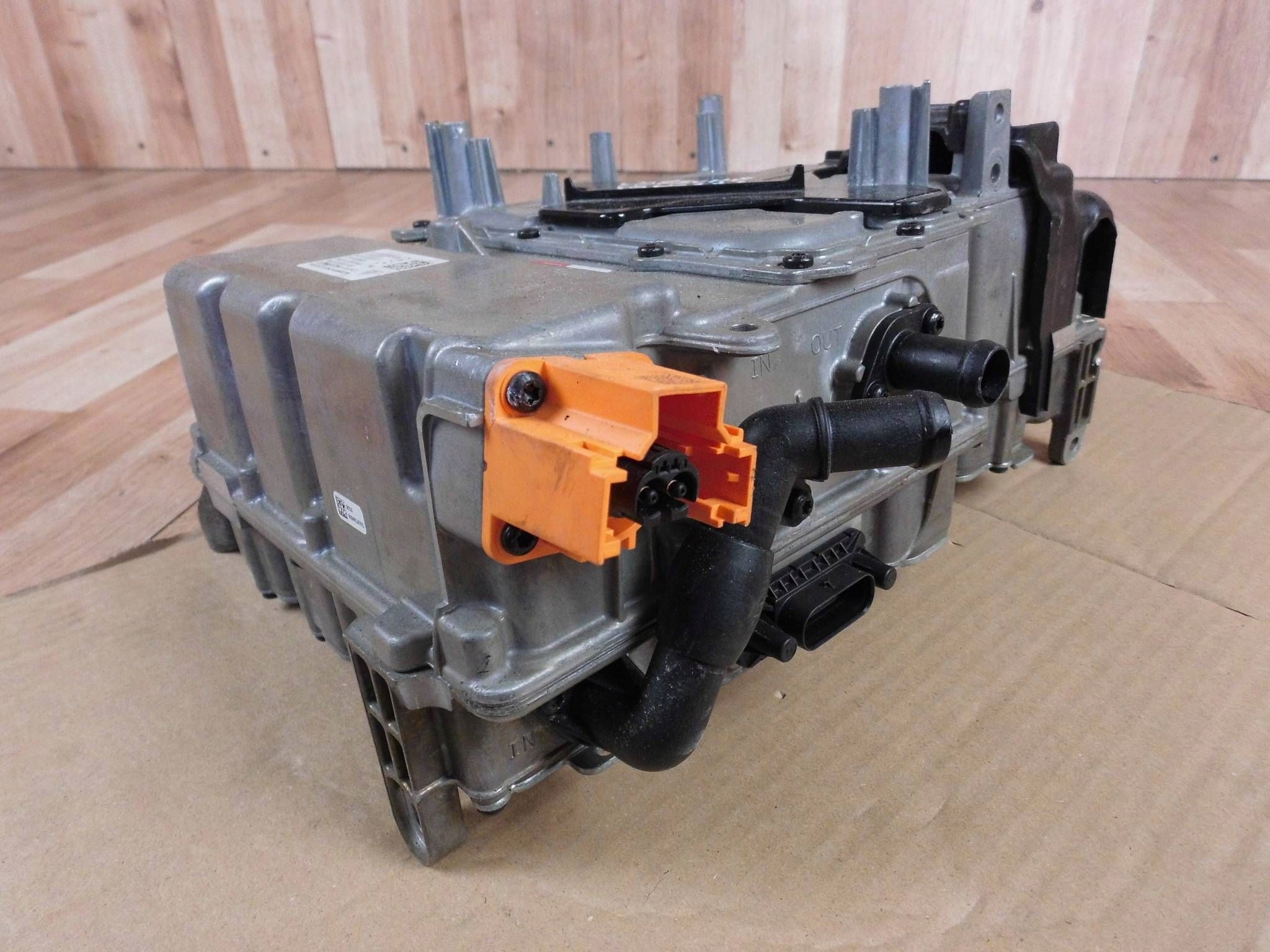 Porsche Taycan konwerter falownik control unit 9J1959663BA
