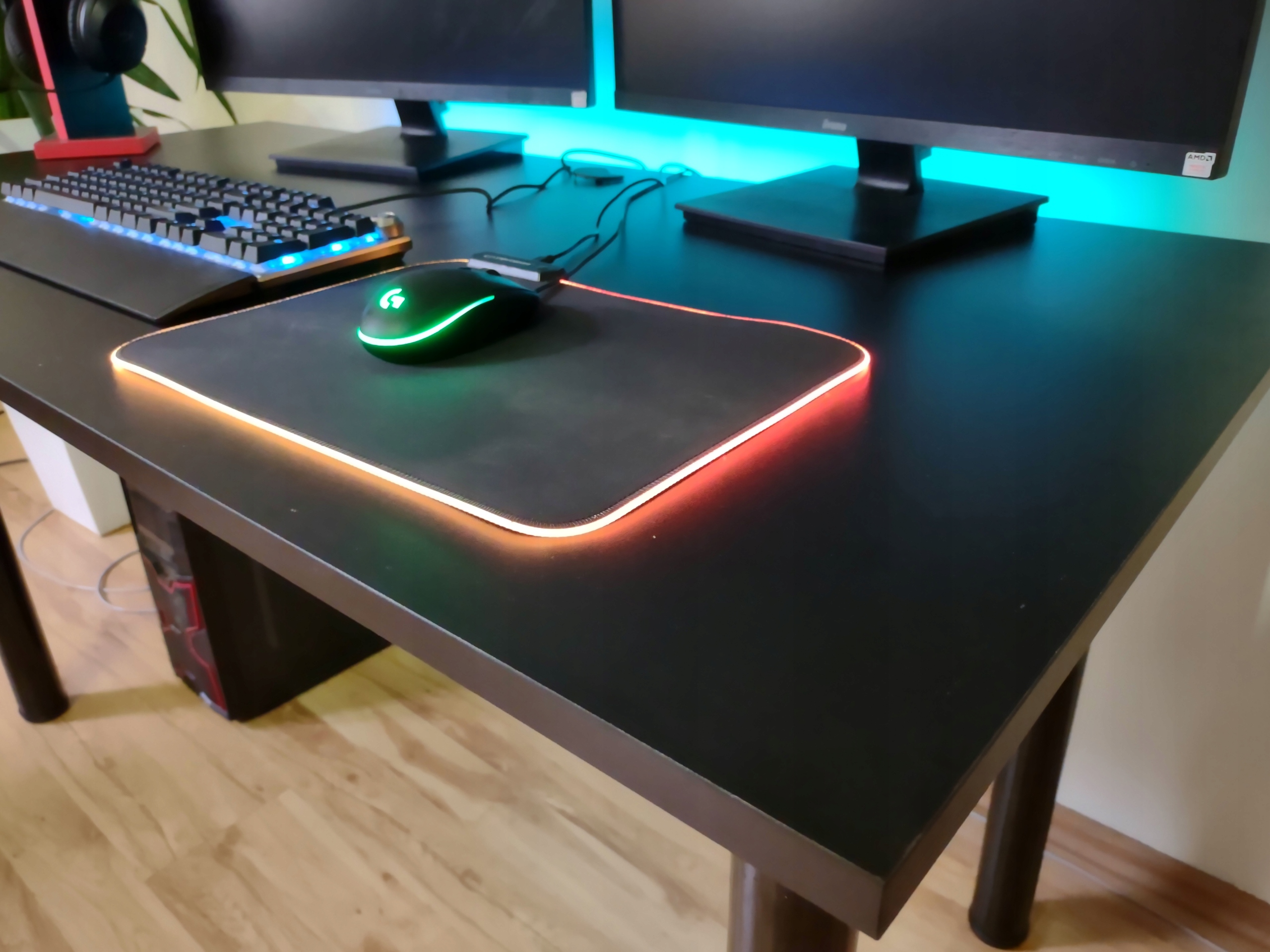 BIURKO GAMINGOWE KOMPUTEROWE RGB LED Wysokość mebla 72 cm