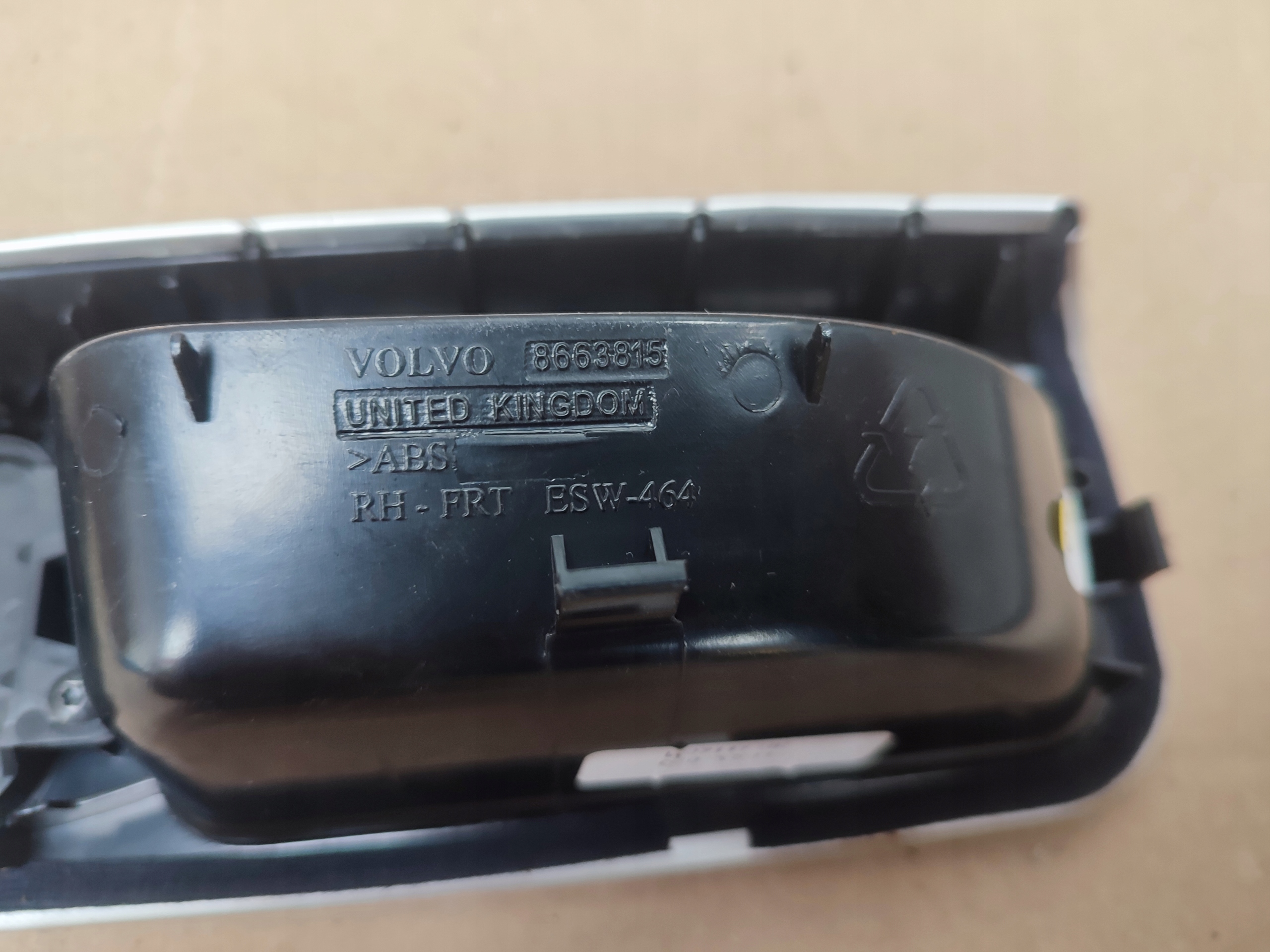 window control switch right front passenger compartment VOLVO V50 30774162