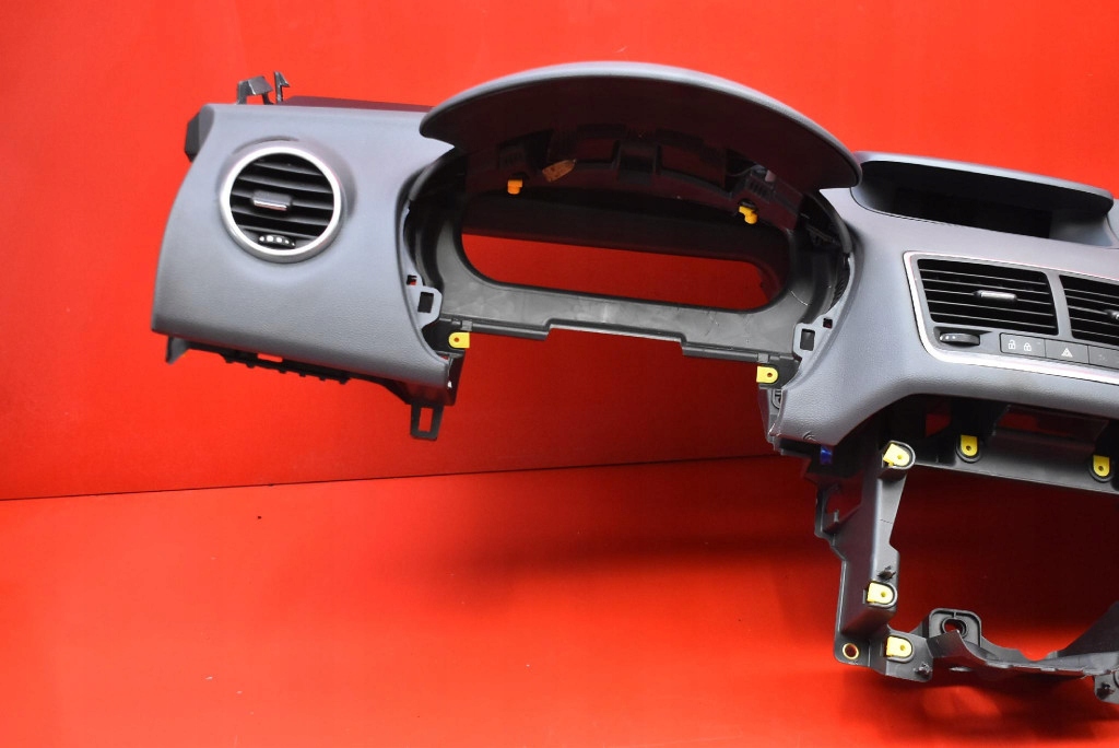 dashboard instrument panel console cockpit airbag EU OPEL MERIVA B 10-14