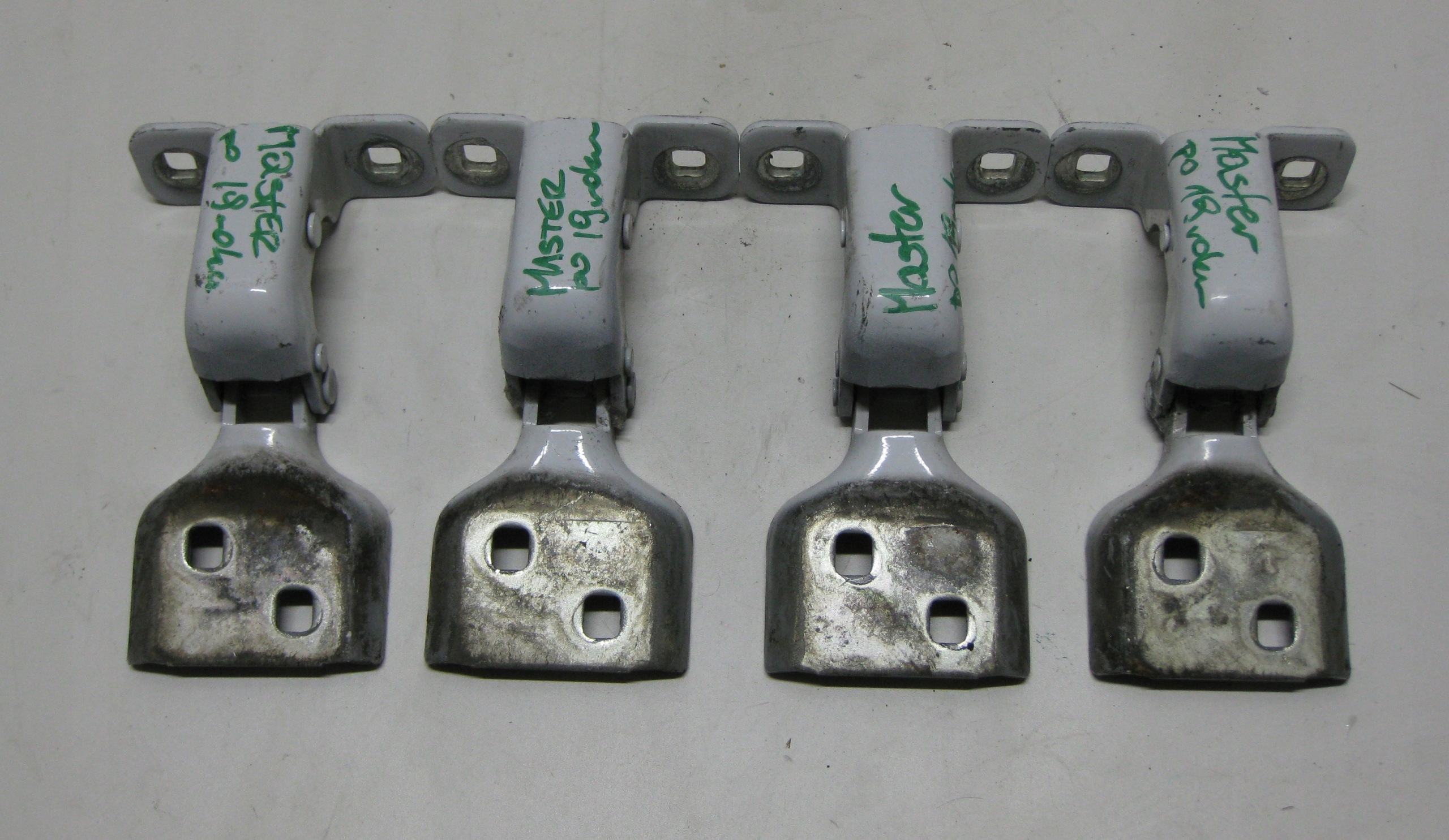 RENAULT MASTER III LIFT hinge door front left right 804000006R