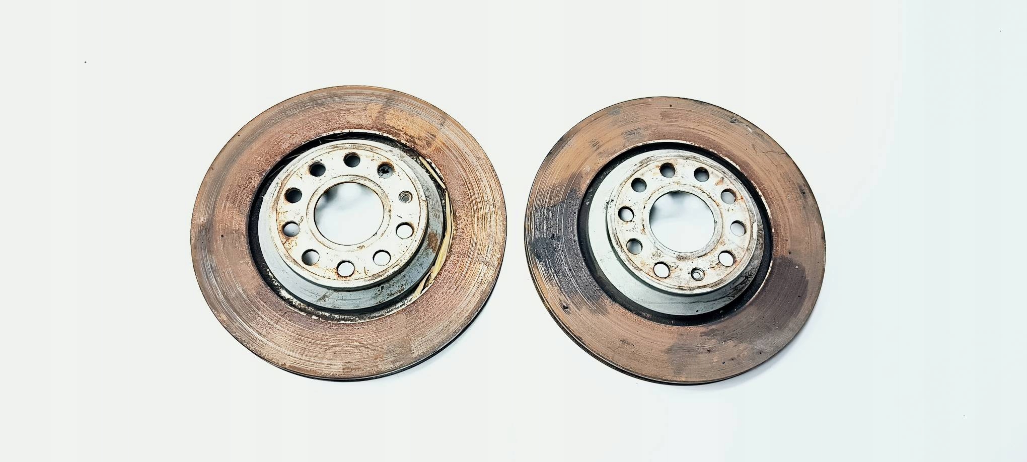 discs brake rear part VOLKSWAGEN PASSAT B8