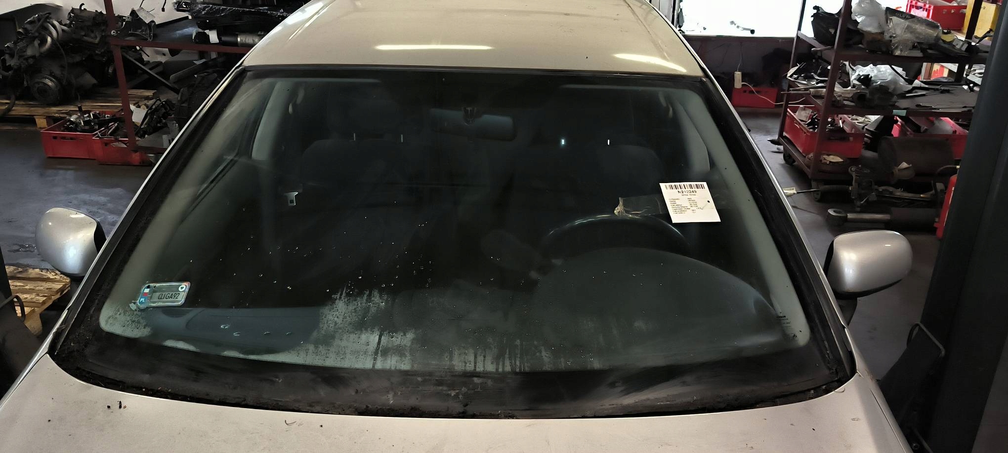 window front NISSAN ALMERA