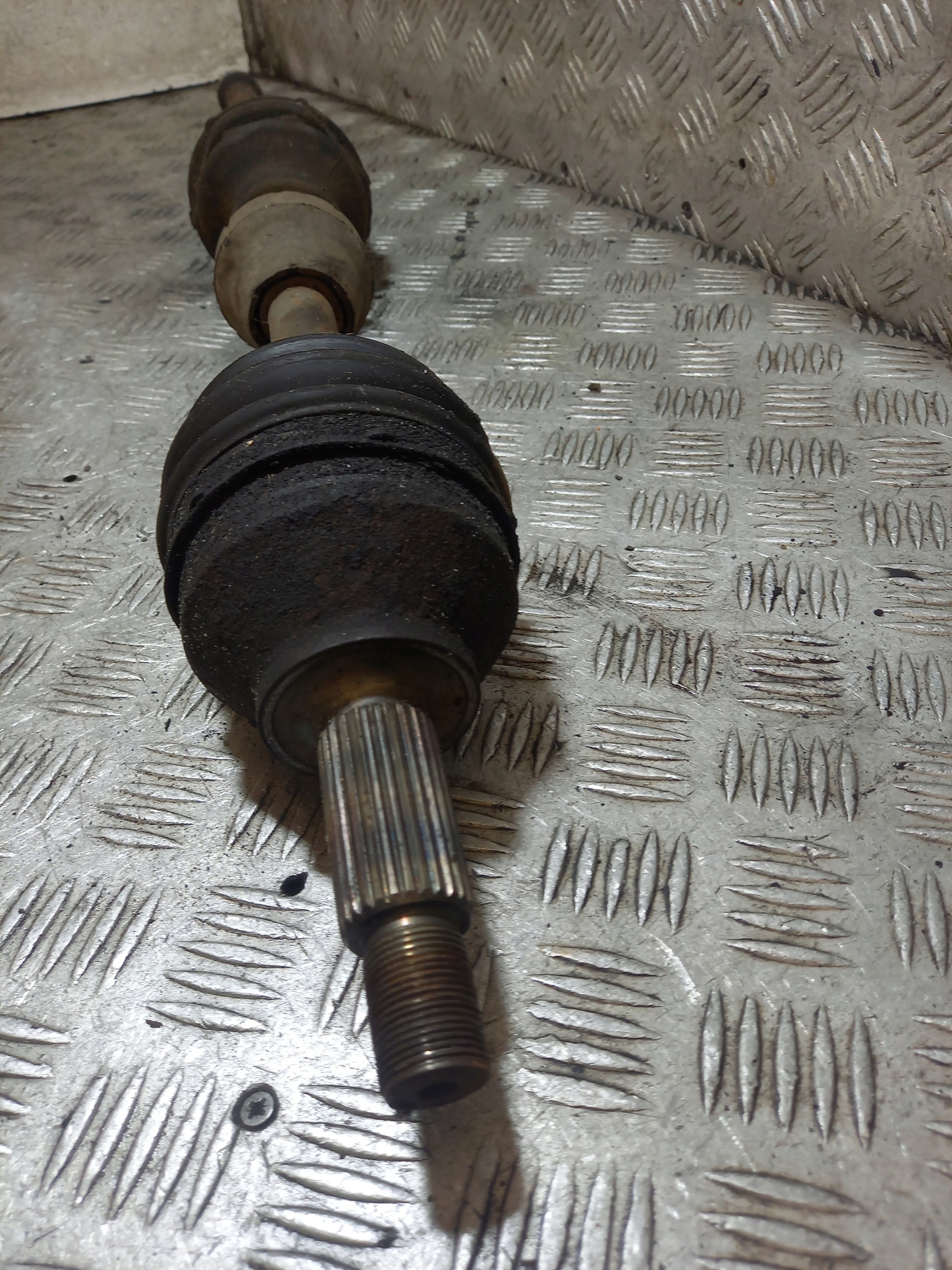 semi-axis semi-axis right front FORD MONDEO MK 3 2.0 TDCI