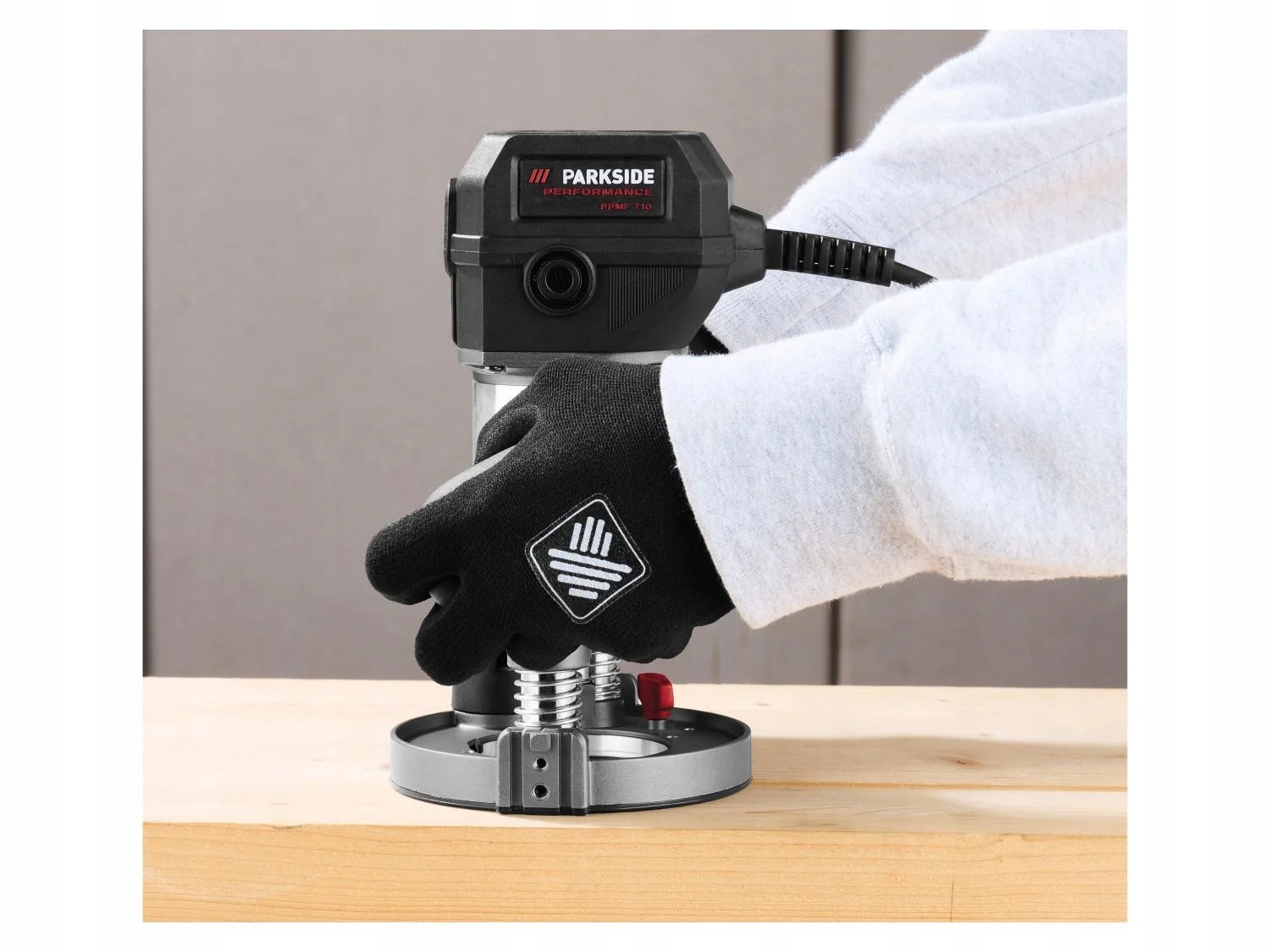 PARKSIDE PERFORMANCE Багатофункціональний фрезерний верстат PPMF 710 A1 марки Parkside