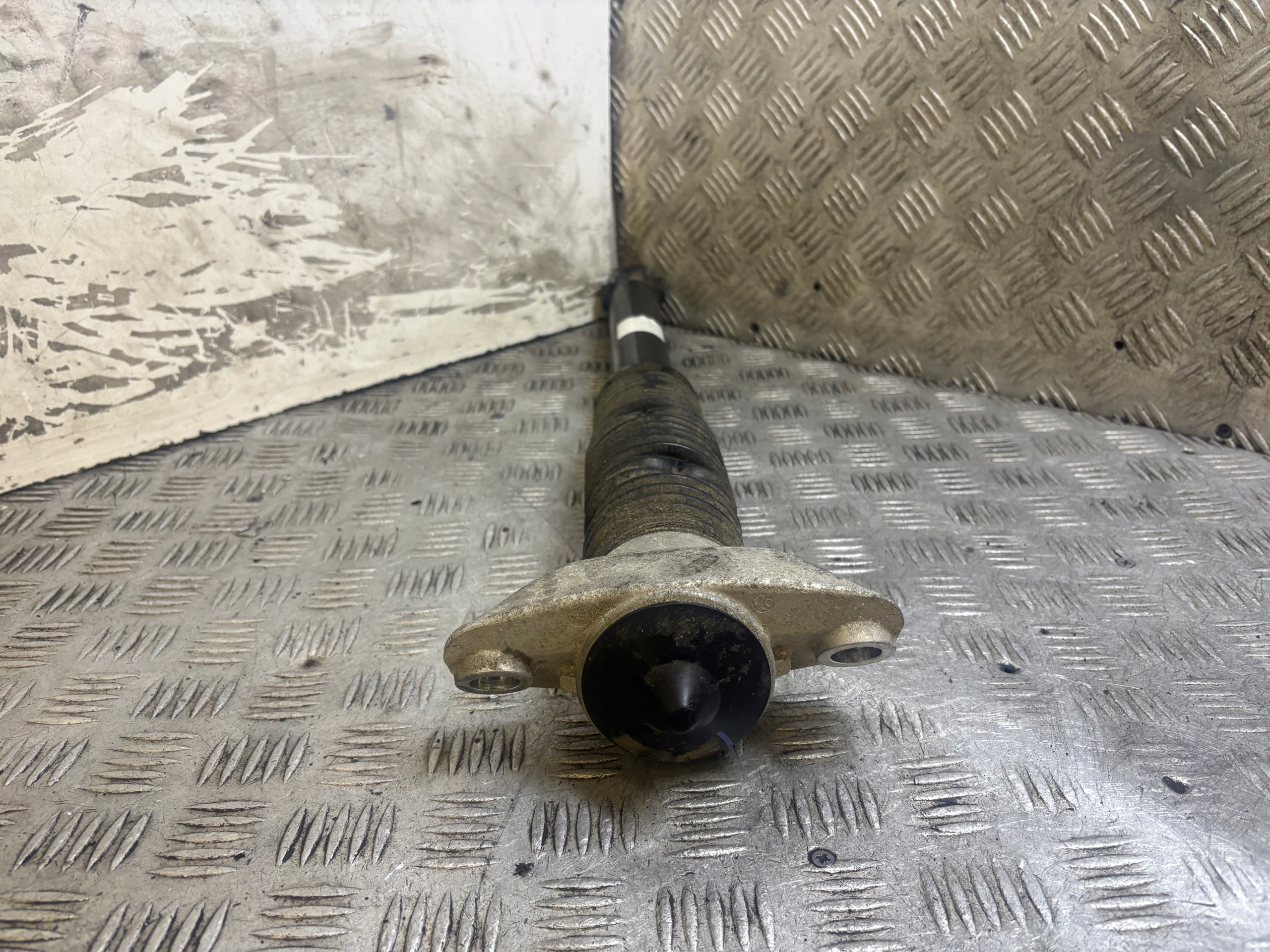 shock absorber rear part rear right HYUNDAI TUCSON III 2018