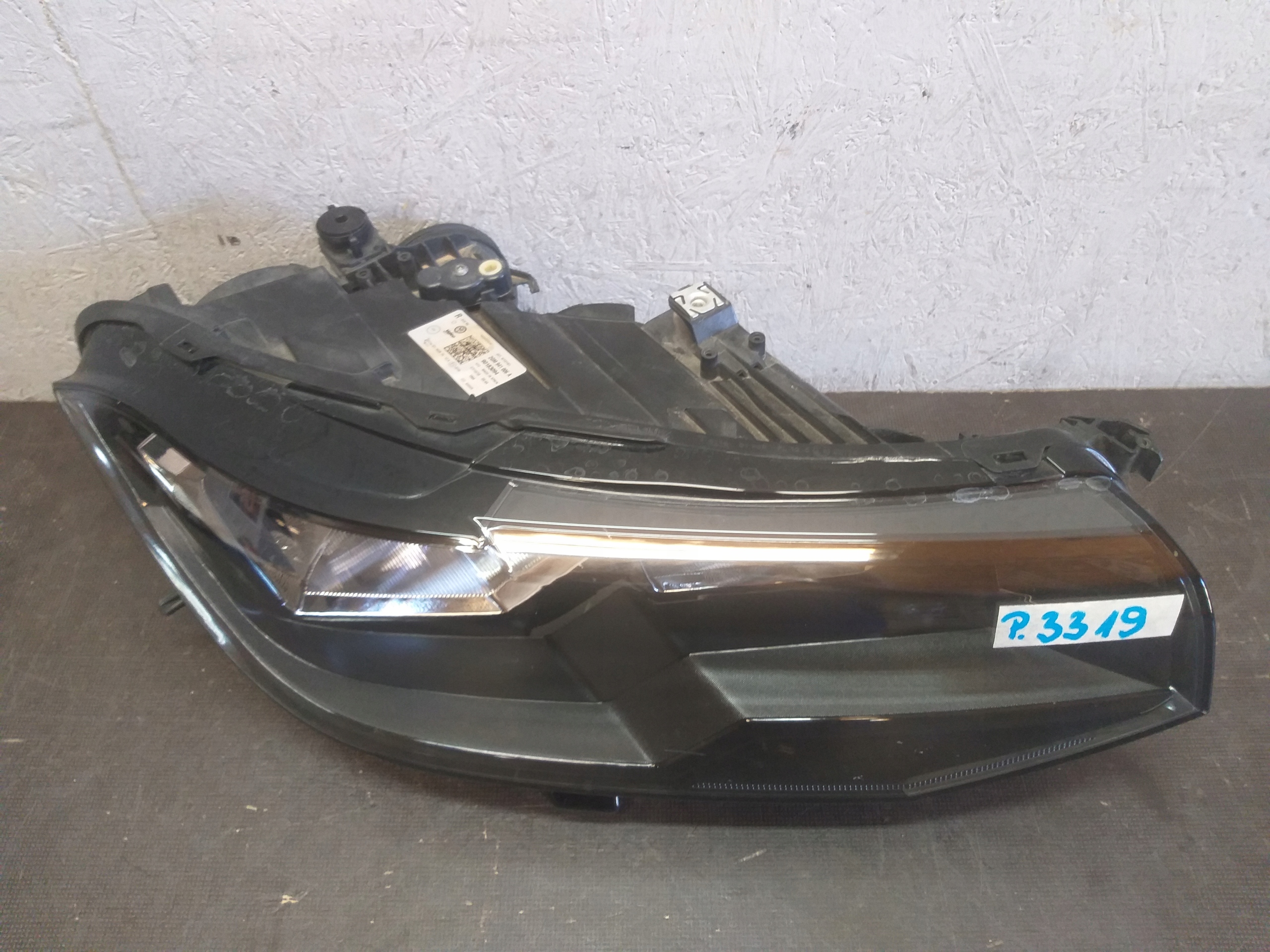 LIGHT FRONT RIGHT VW T CROSS T-CROSS 2GM941006A
