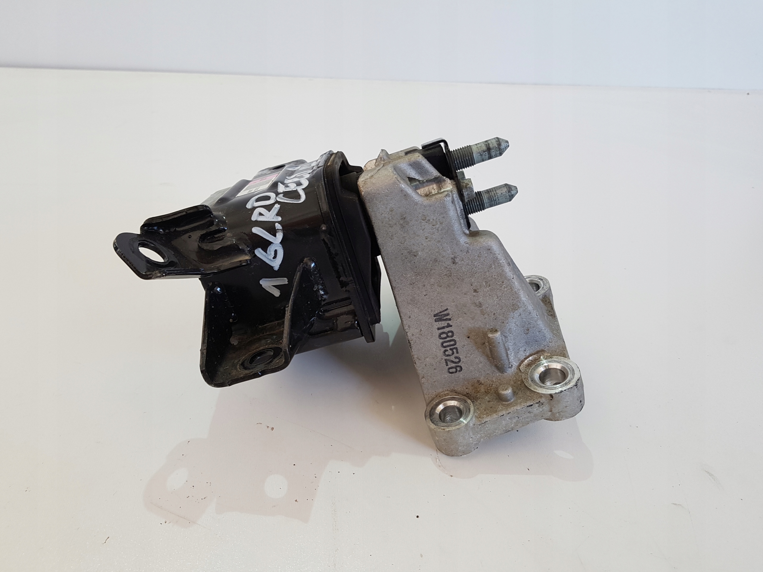 KIA CEED III 1.6 CRDI holder gearbox mounting left