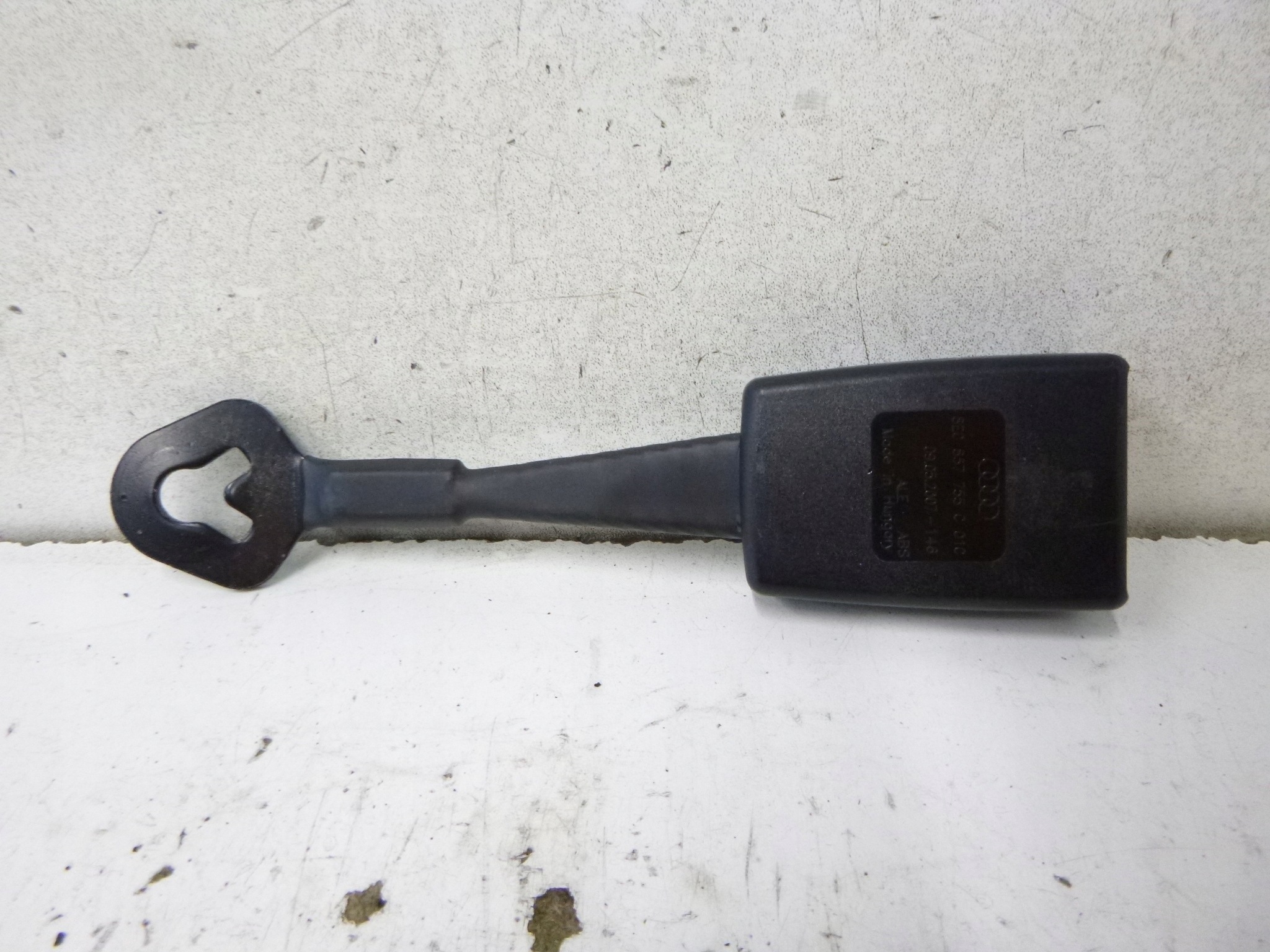 ZAPINKA supports right right front AUDI A4 B7 8E0857755C 2007r.