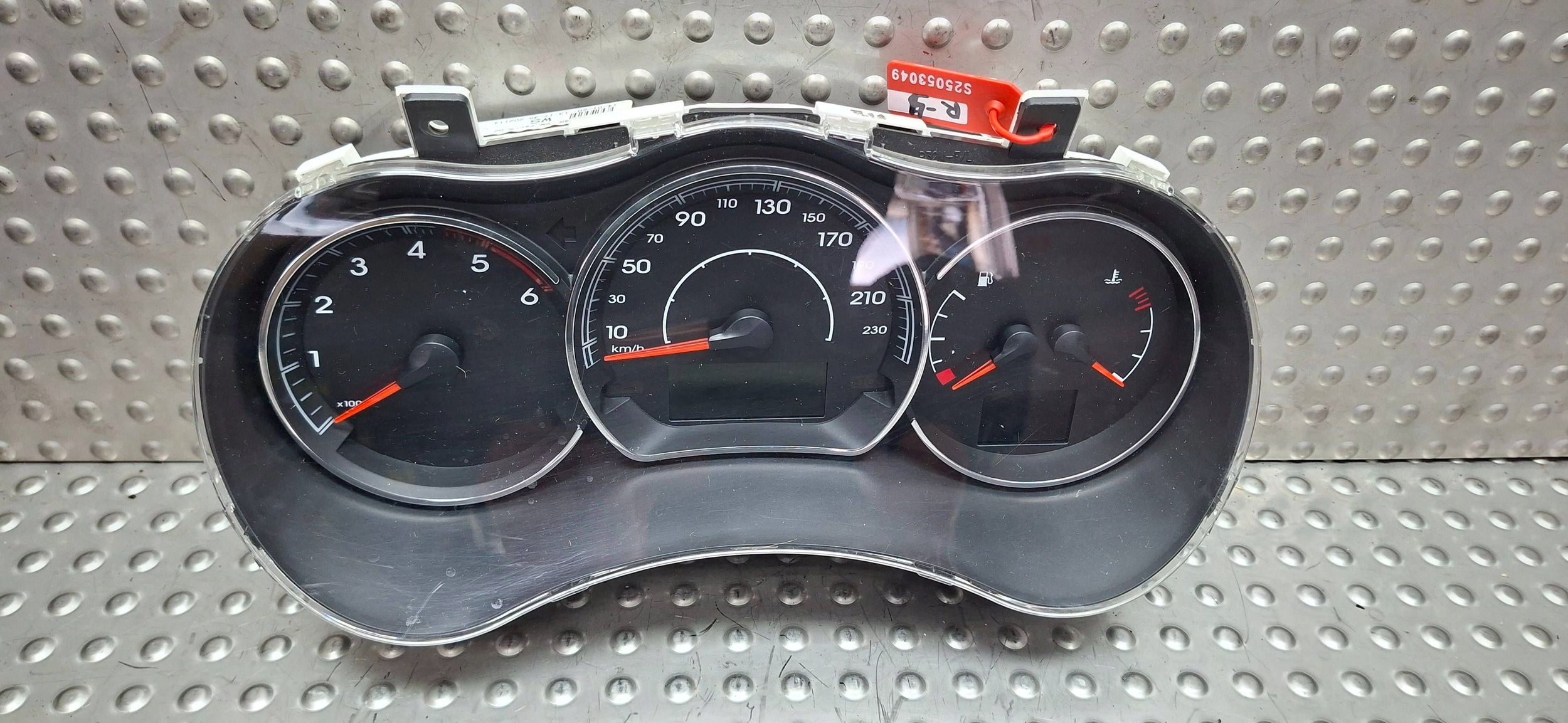 dials 248109554R RENAULT KOLEOS and LIFT 2011