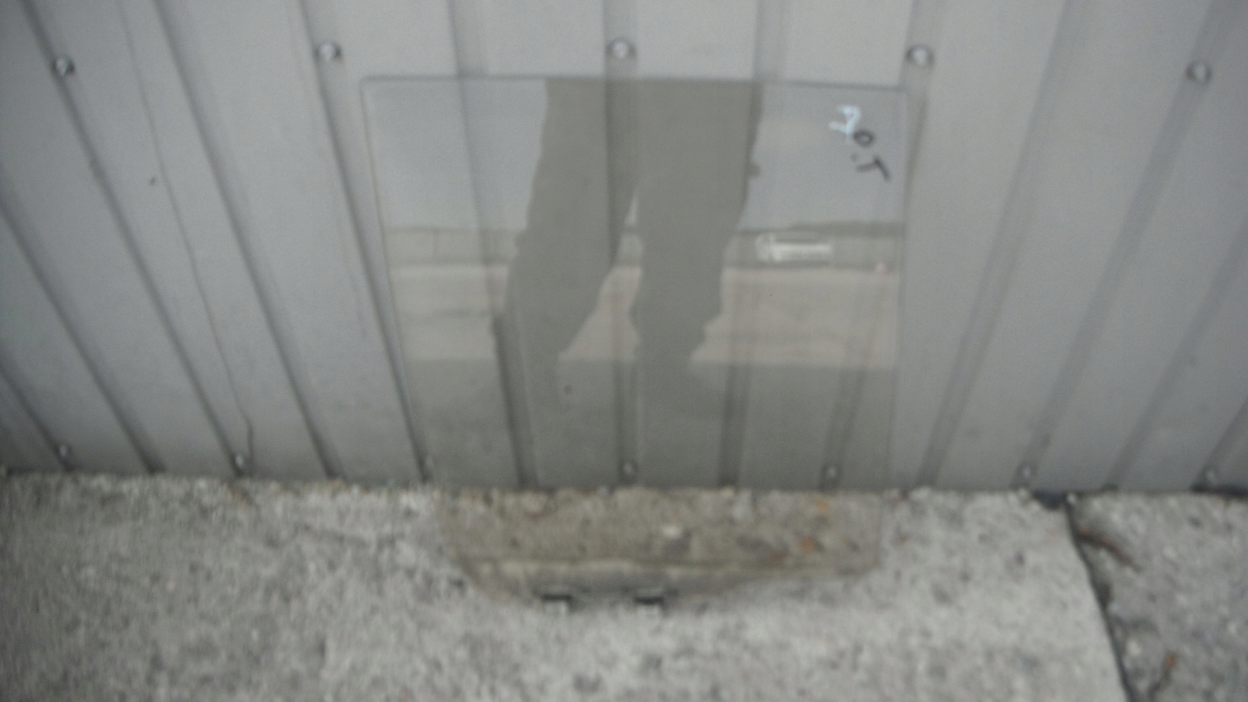 SUZUKI VITARA I 5D 88-95 SZYBA PRAWA TYLNA DUŻA