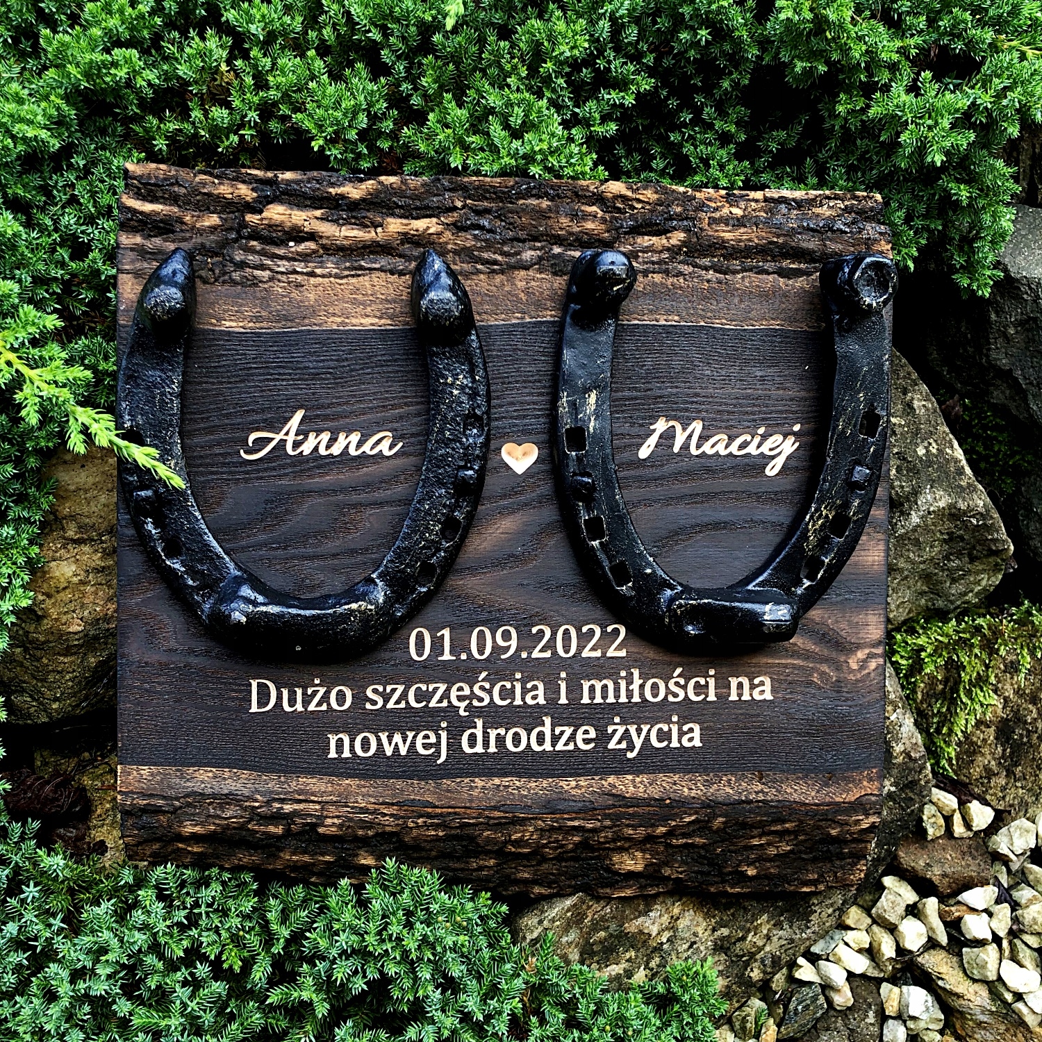 Personalizovaný dřevěný dárek svatba gravírování podkovy pro retro štěstí