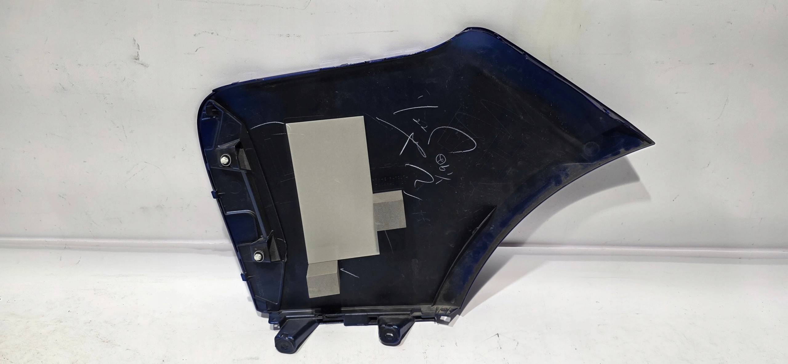 Ecke der Stoßstange links heck LEXUS LC 16- Original 52166-11010