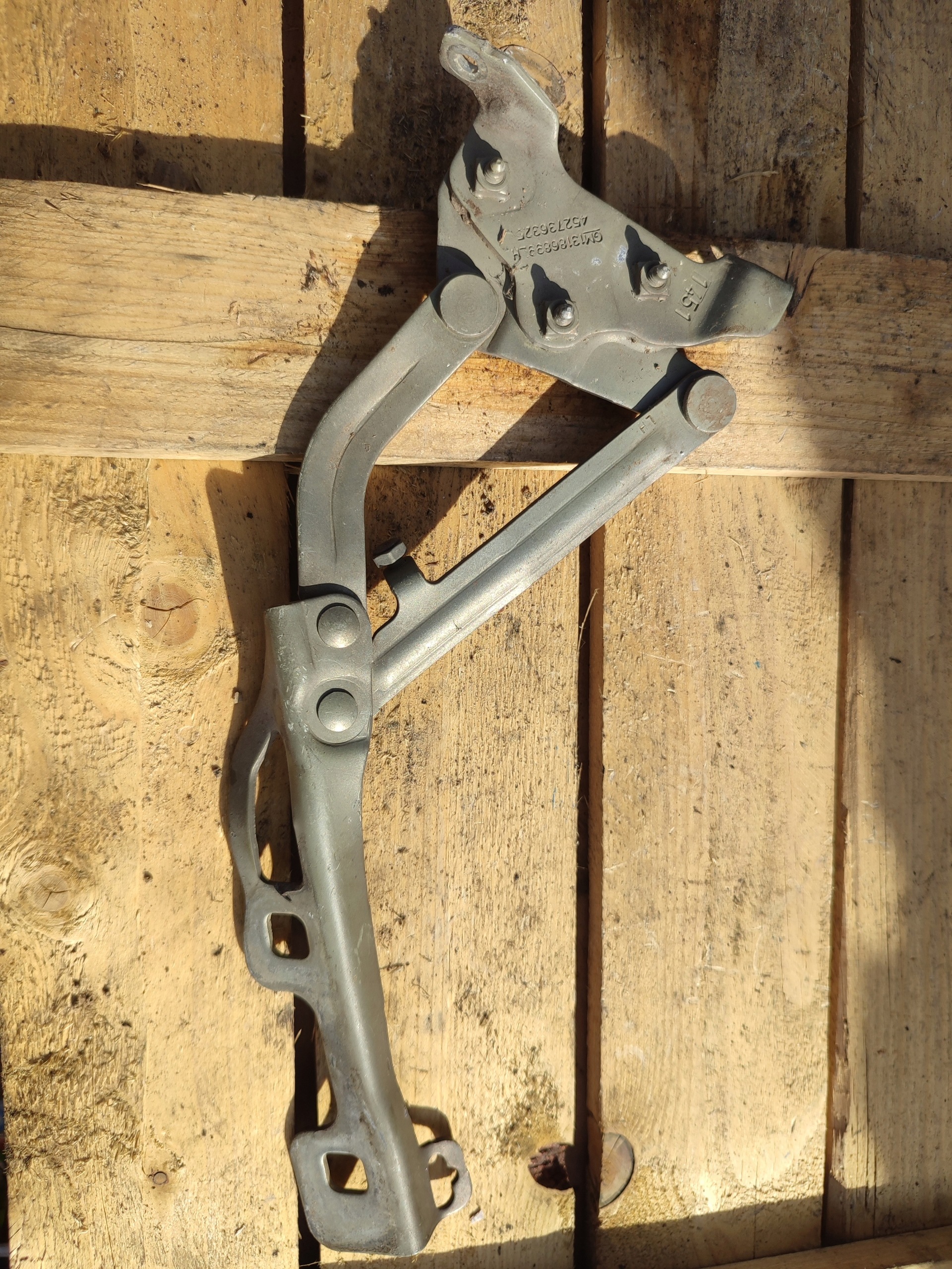 hinge bonnets front left OPEL ASTRA J IV 13186899 LH