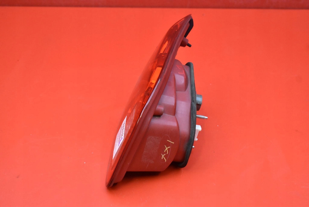 light left rear part rear 92405-2B000 HYUNDAI SANTA FE 2 II 06-10