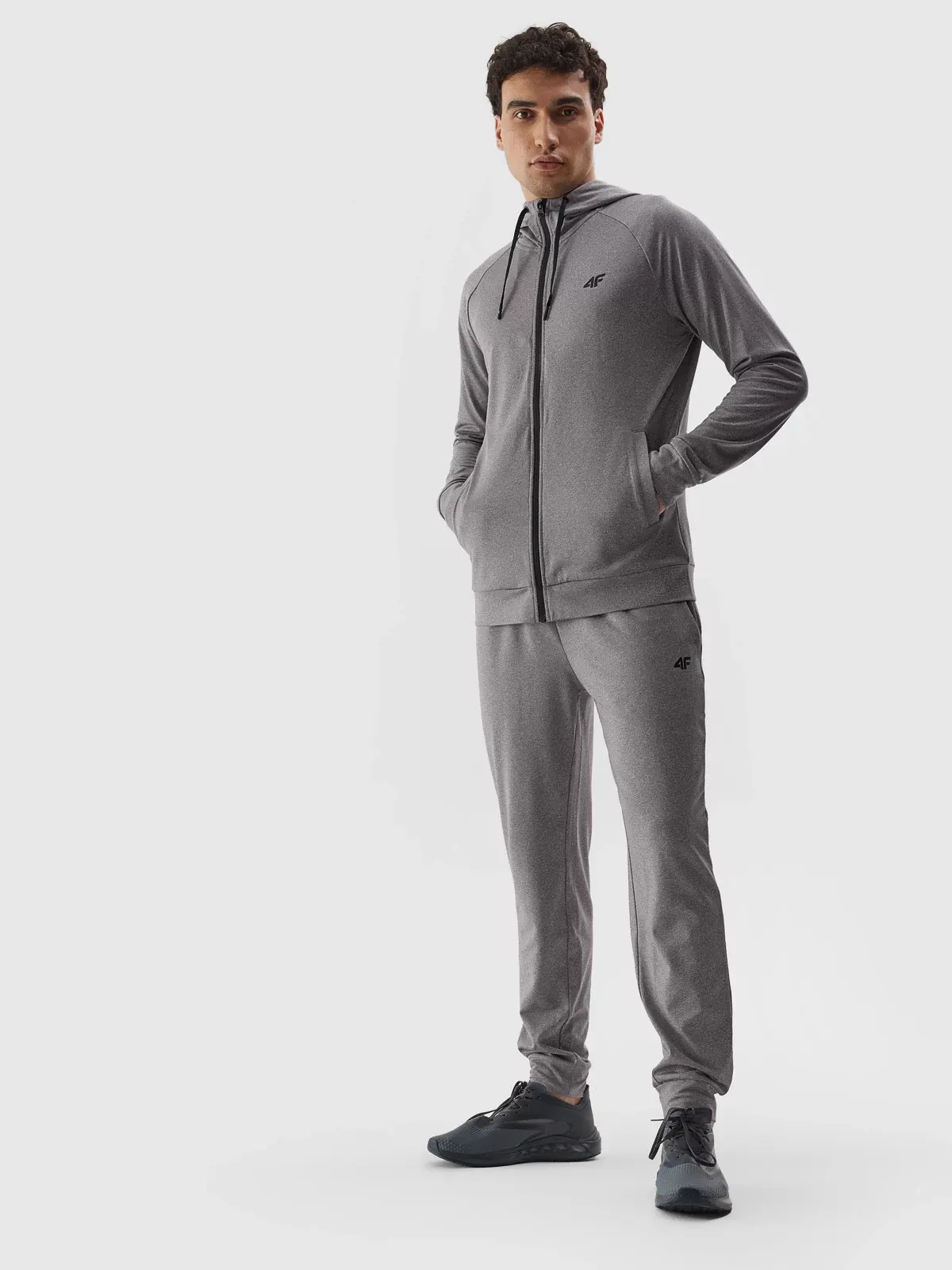 BLUZA MĘSKA 4F TERMOAKTYWNA Z KAPTUREM AW23M209 Model 4FAW23TFSWM209