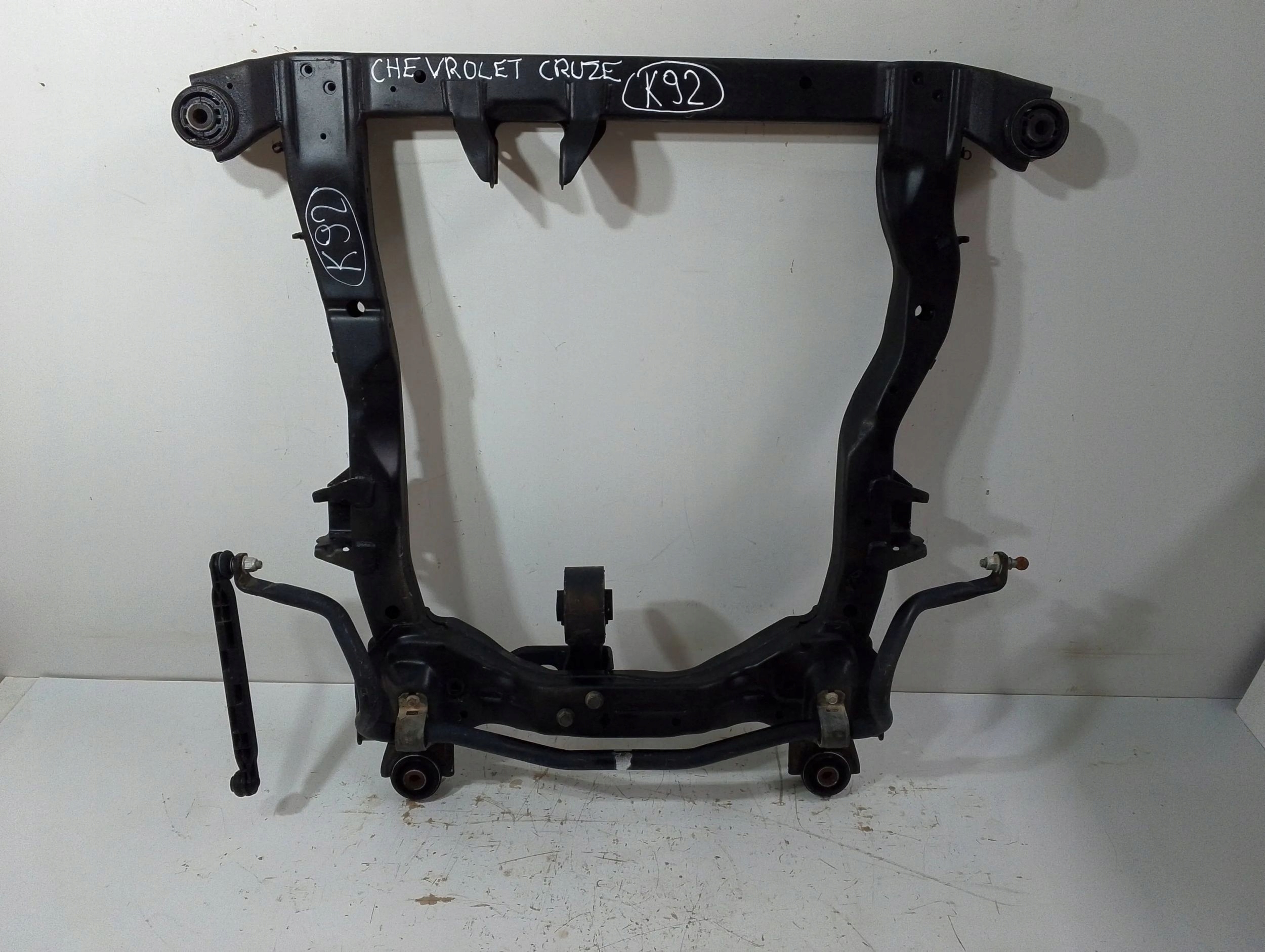 Chevrolet Cruze axle beam front