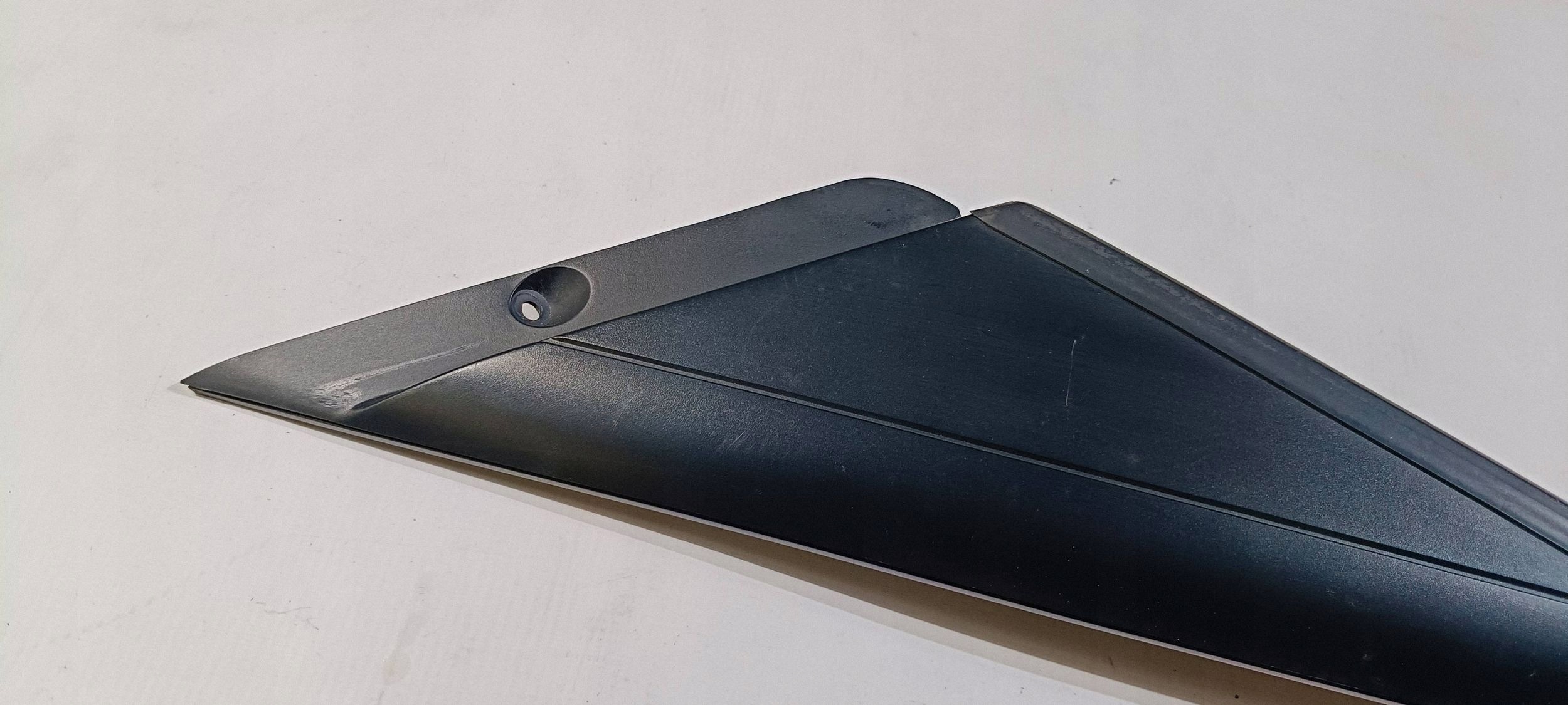 couverture couverture panel montant A droit Chevrolet Corvette C6 2005-2013