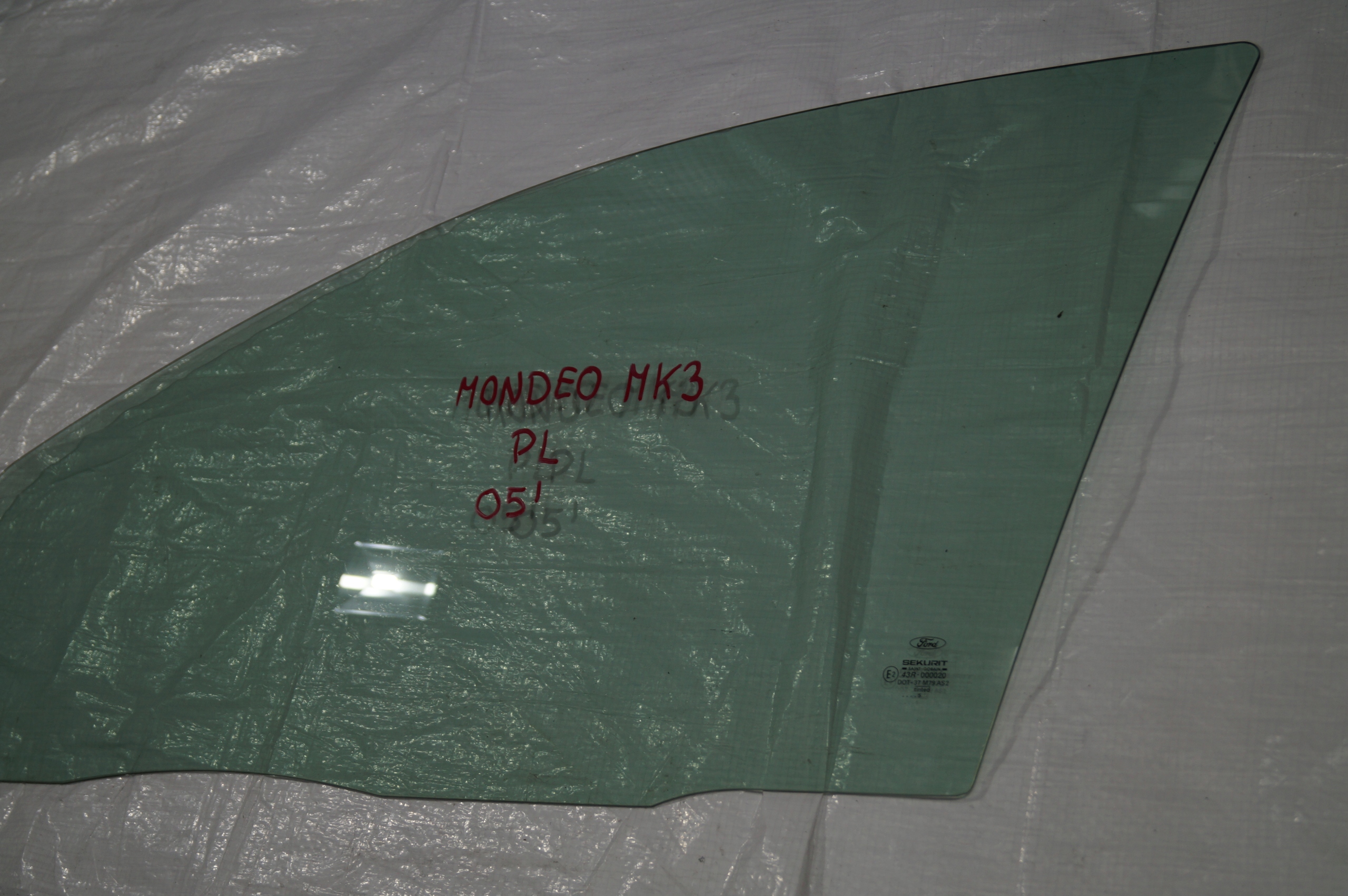 window door front left FORD MONDEO MK3 LIFT 05 r