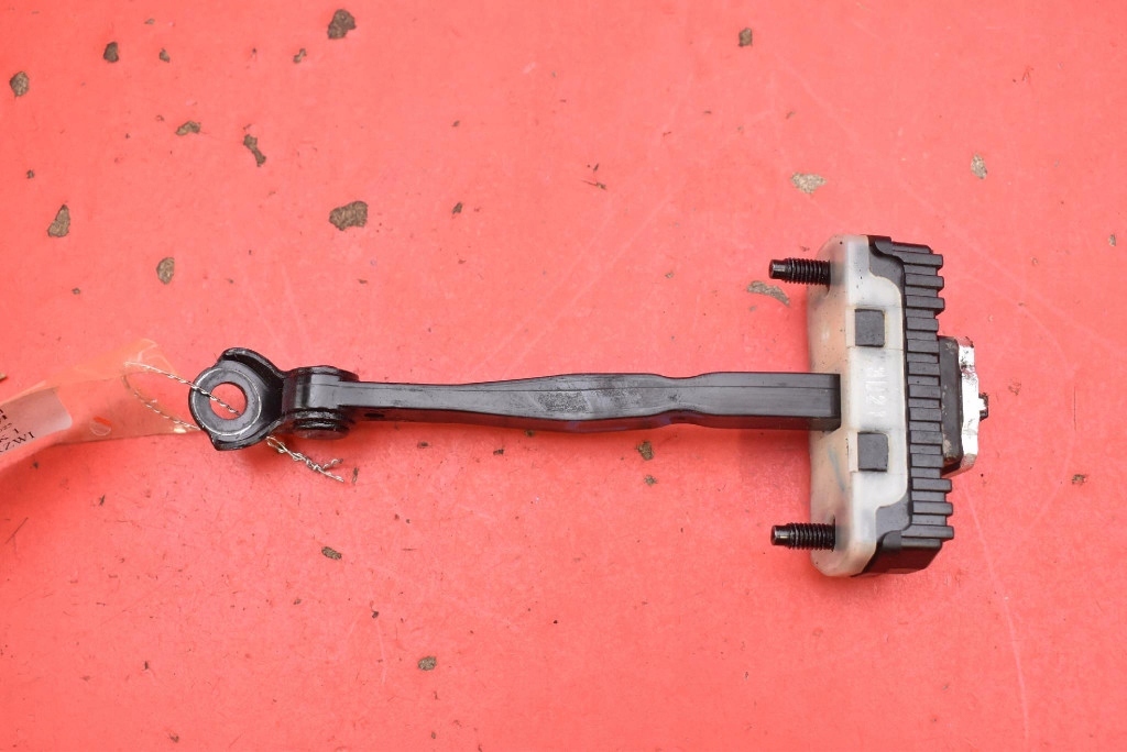 limiter door left rear part KIA SPORTAGE 5 V 21-25