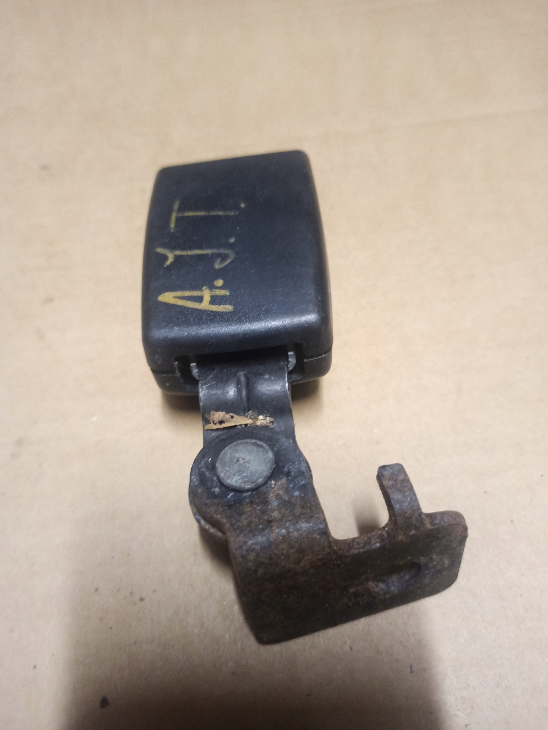 ZAPINKA PASOW 40-126-6978 OPEL ASTRA J