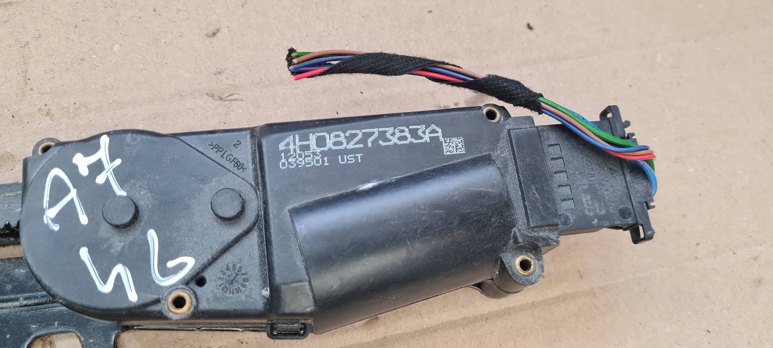 S7 4G A7 lock bonnet boot rear part DOCIAG 4H0827383A S6 C7 A6