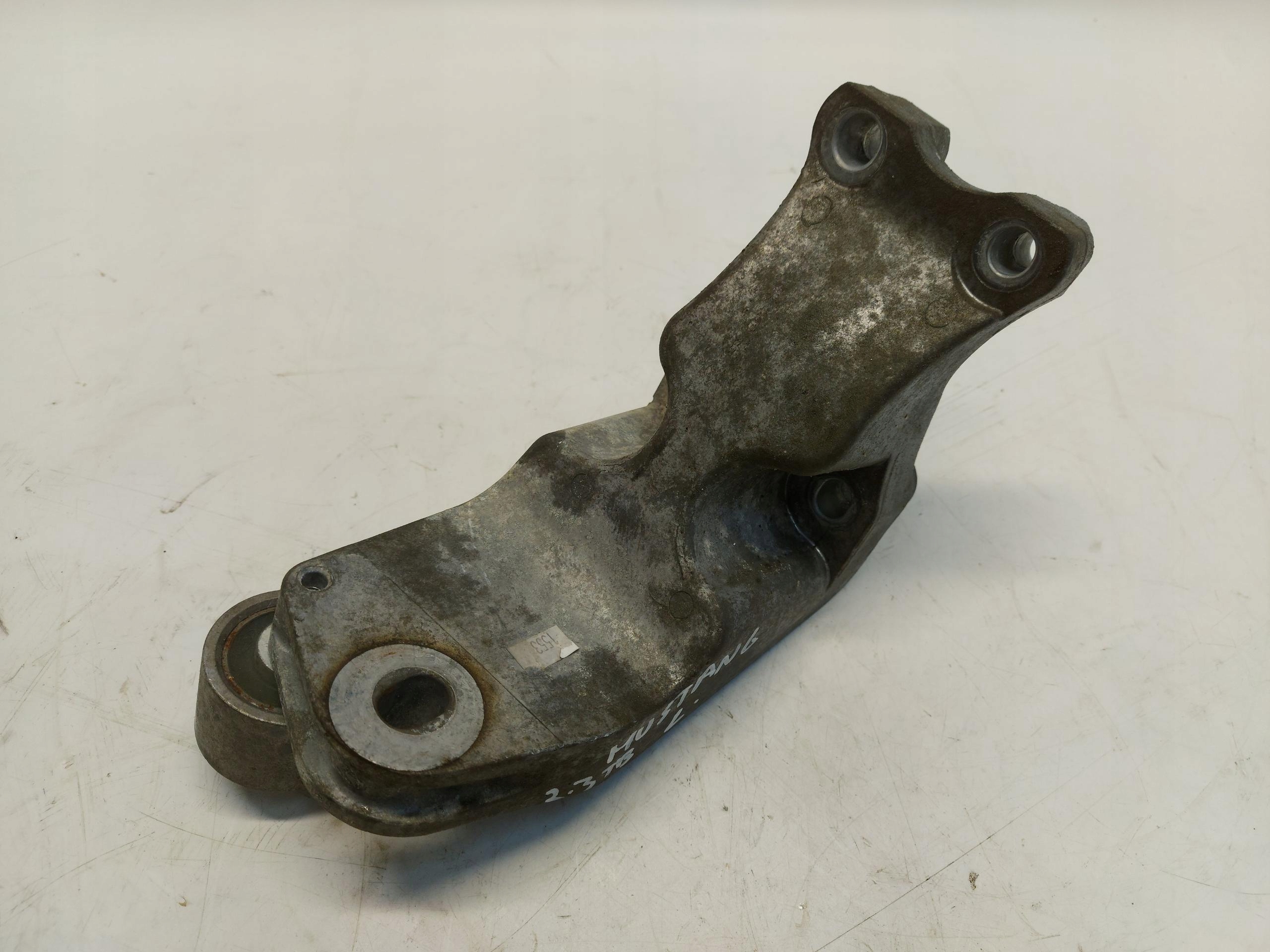 FORD Mustang IV 2.3TB Support Support plaque Moteur Gauche