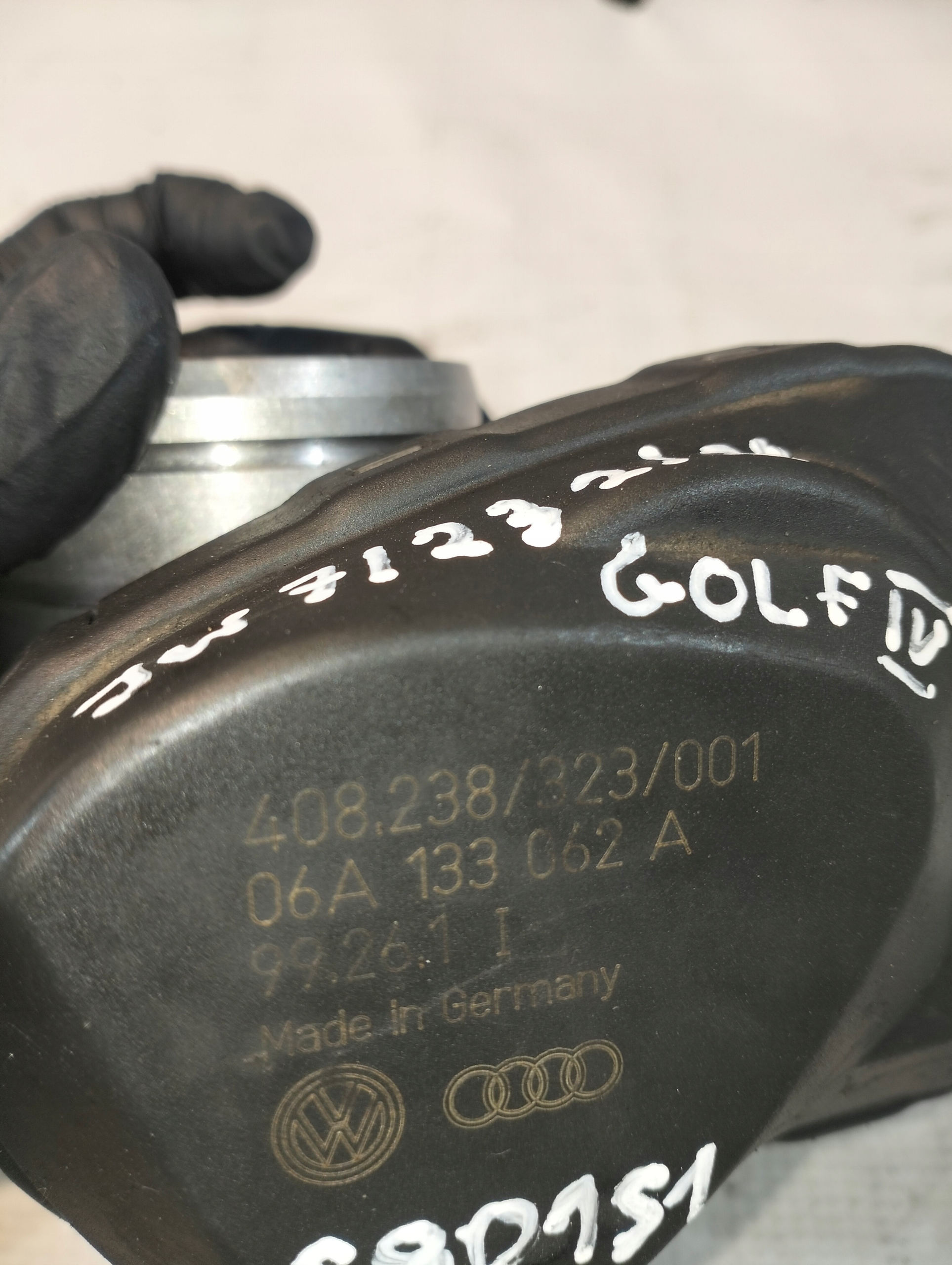 Valvola a farfalla VW GOLF IV 1.6B 74KW 1999r 06A133062A