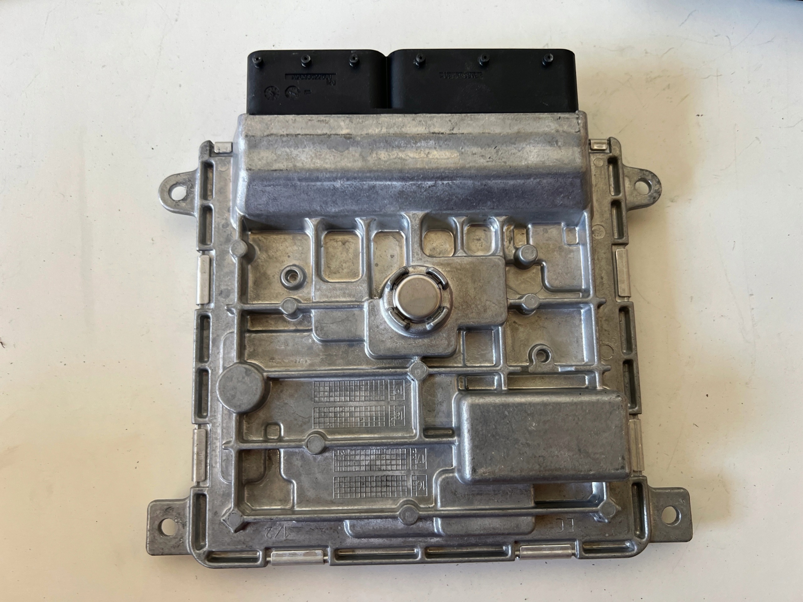 MERCEDES B KLASA 1.3 computer ECU A2829003300 A2829013000 A2C17790700