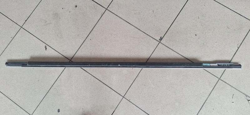 moulding dust left front VW SHARAN 7N0837475D