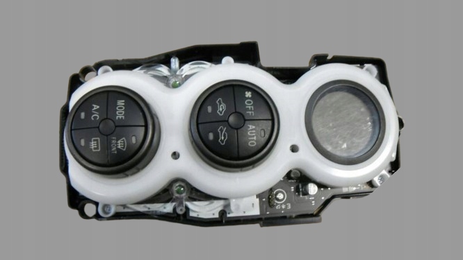 TOYOTA YARIS 2 II PANEL NAWIEWU KLIMATRONIK 55900-0D280 - ZIELONE ŻARÓWKI