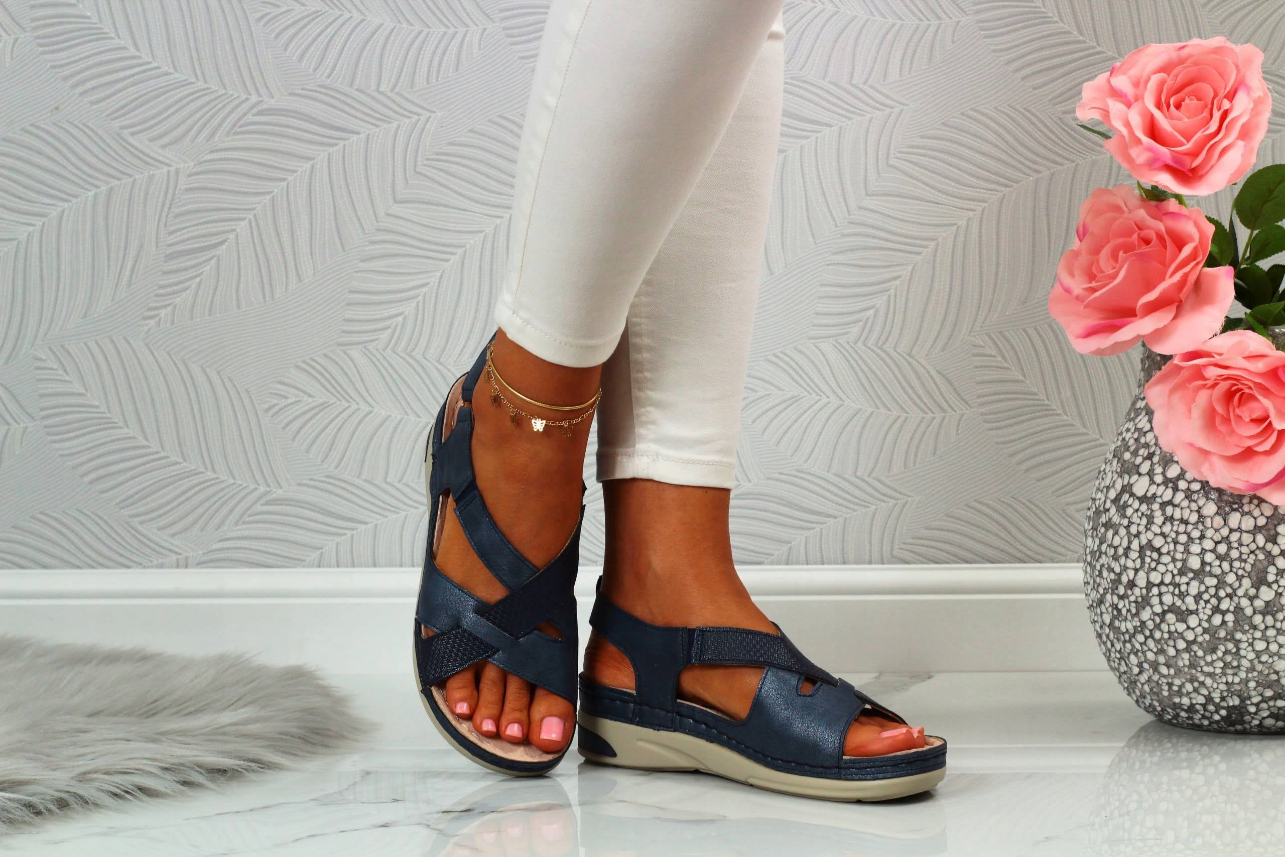 SANDAŁY DAMSKIE SKÓRA PROFILOWANE SZYTE NA RZEPY Marka inna