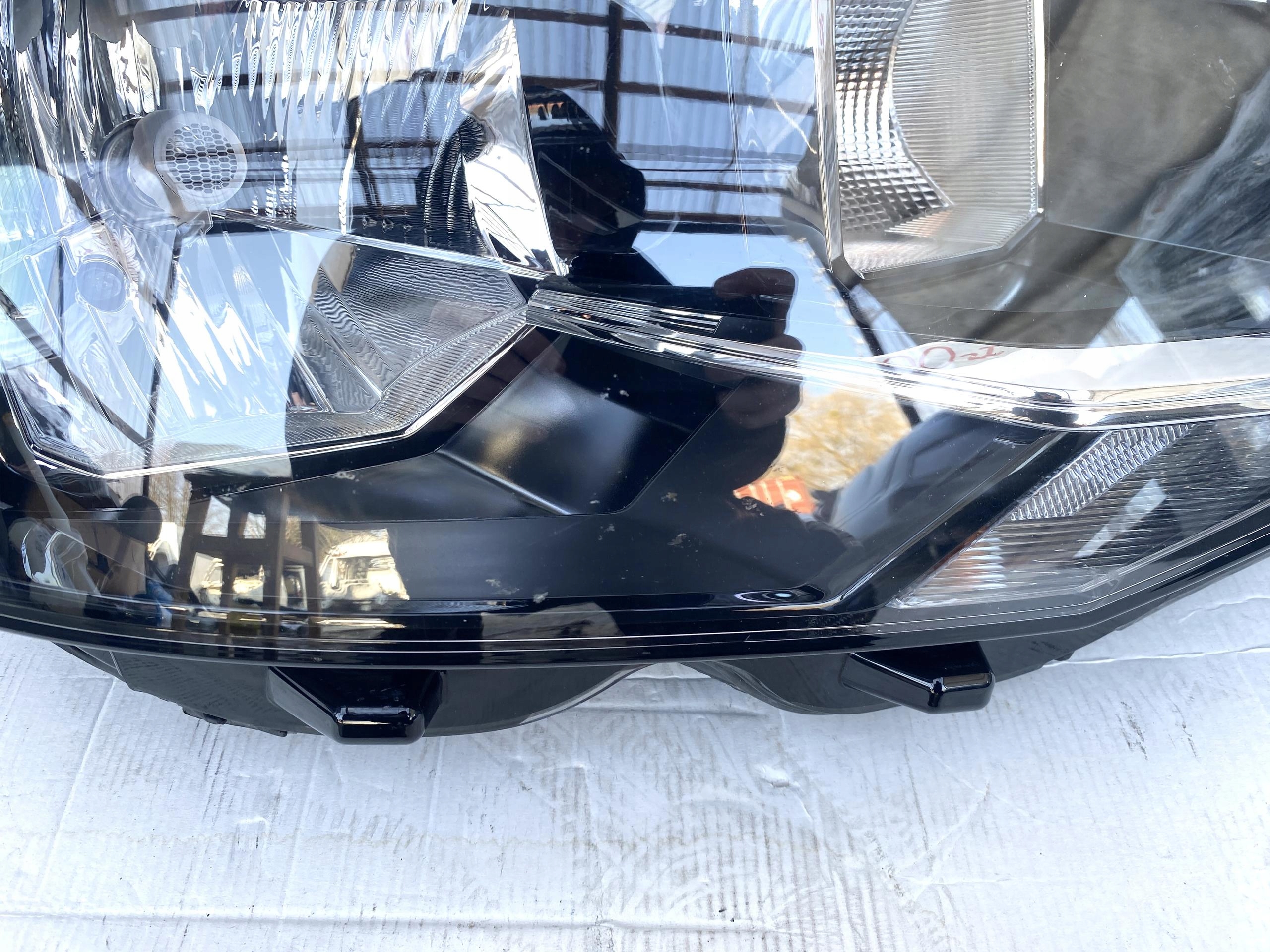 VW TRANSPORTER T6 15- REFLEKTOR light front front right 7E1941016AD